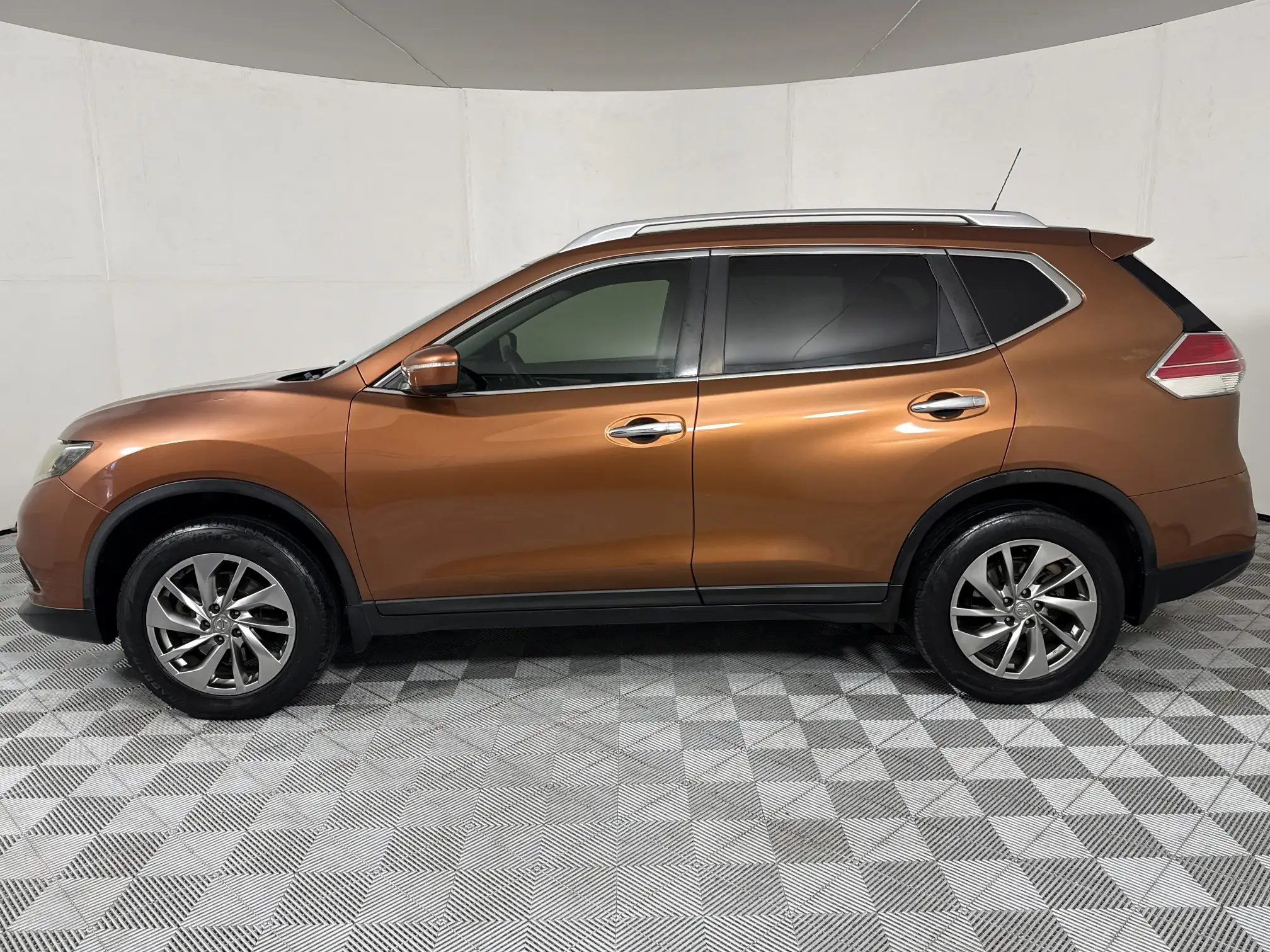Nissan X Trail