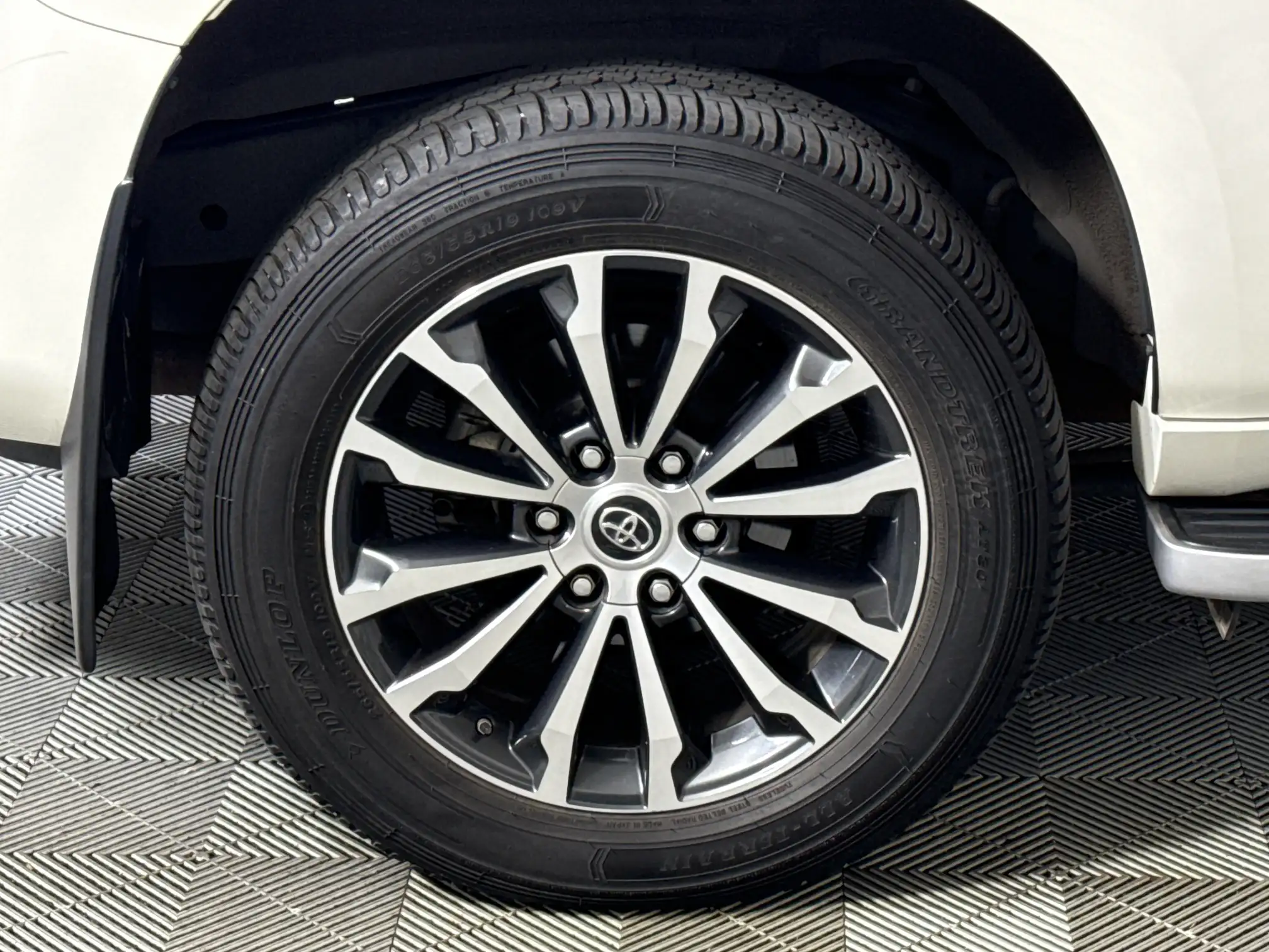 Toyota Prado