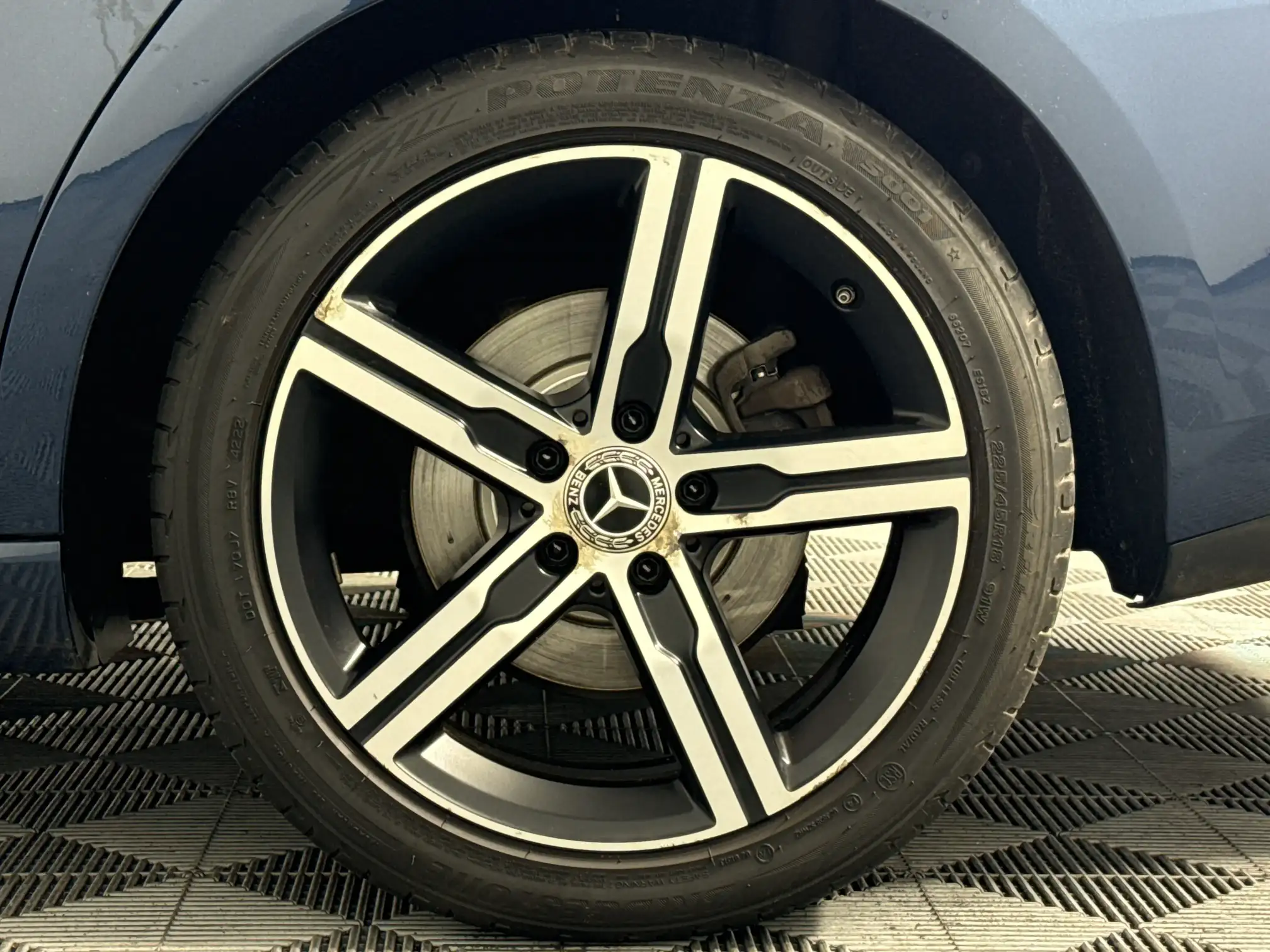 Mercedes-Benz CLA