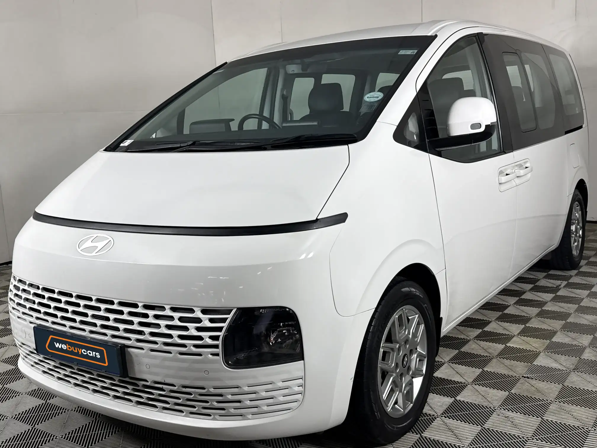 2024 Hyundai Staria