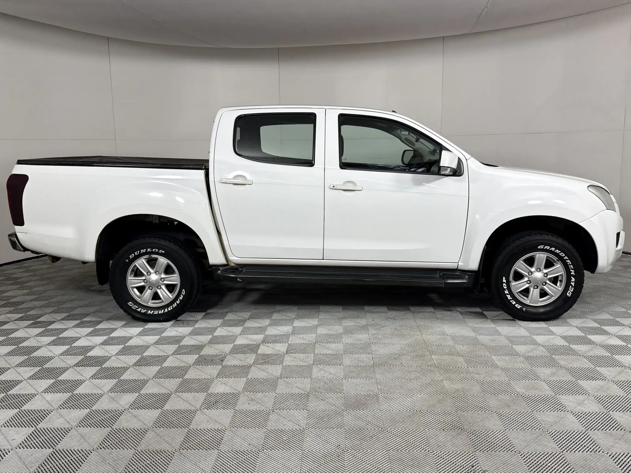 Isuzu KB