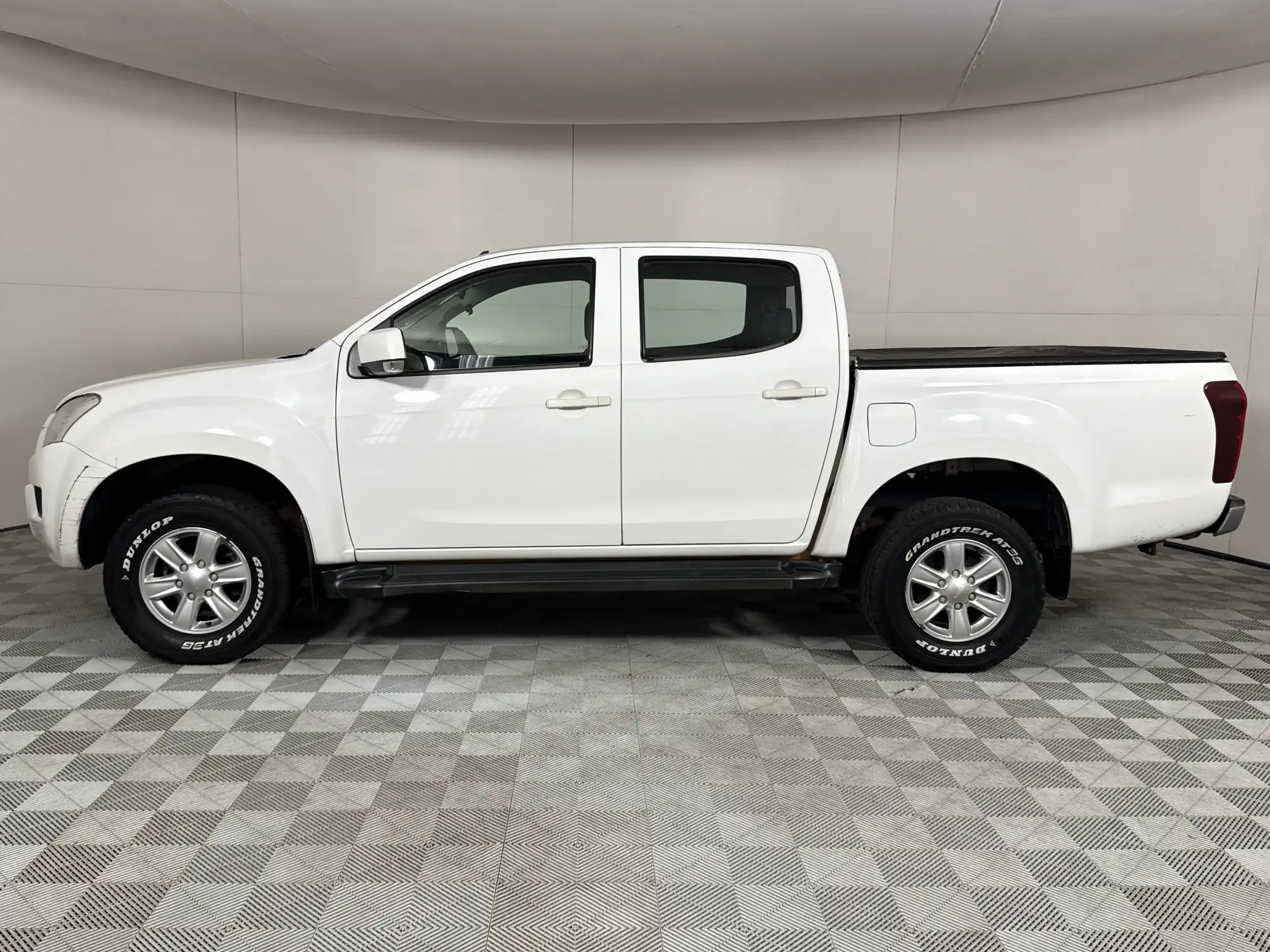 Isuzu KB