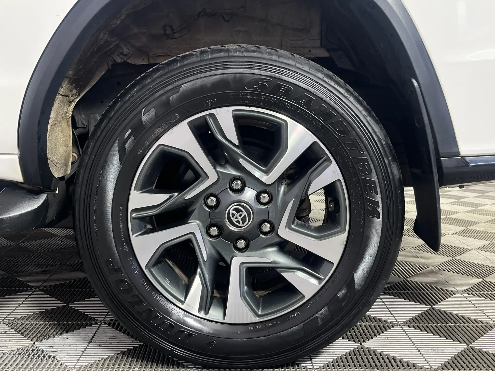 Toyota Fortuner