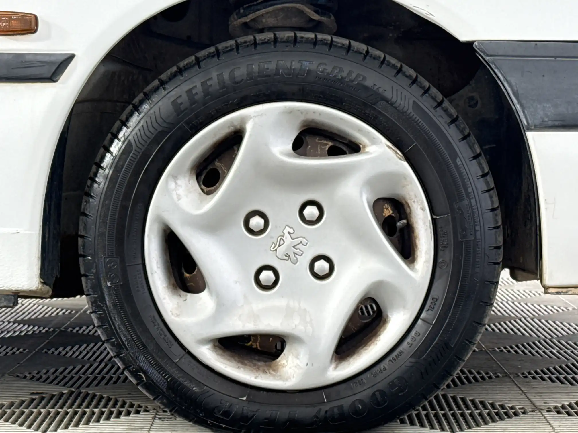 Peugeot 306