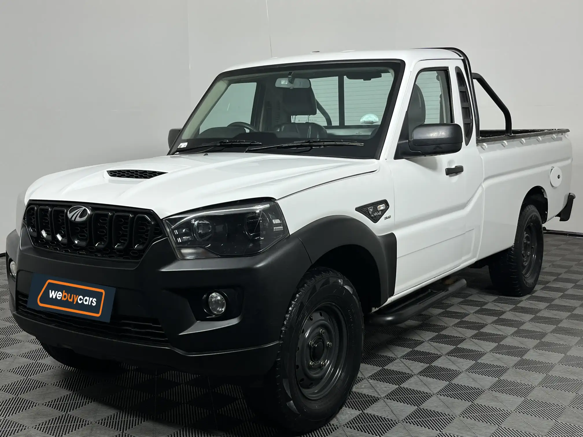 2023 Mahindra PIK UP