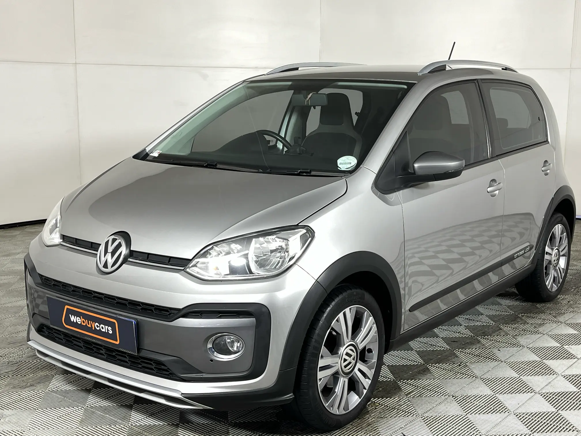 2019 Volkswagen Up! Cross UP! 1.0 5-Door