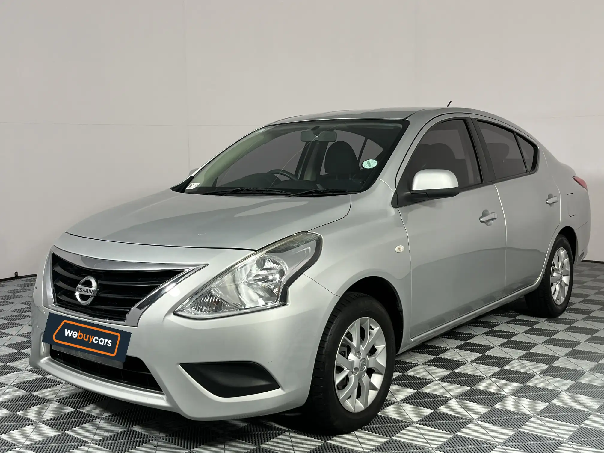 Nissan Almera