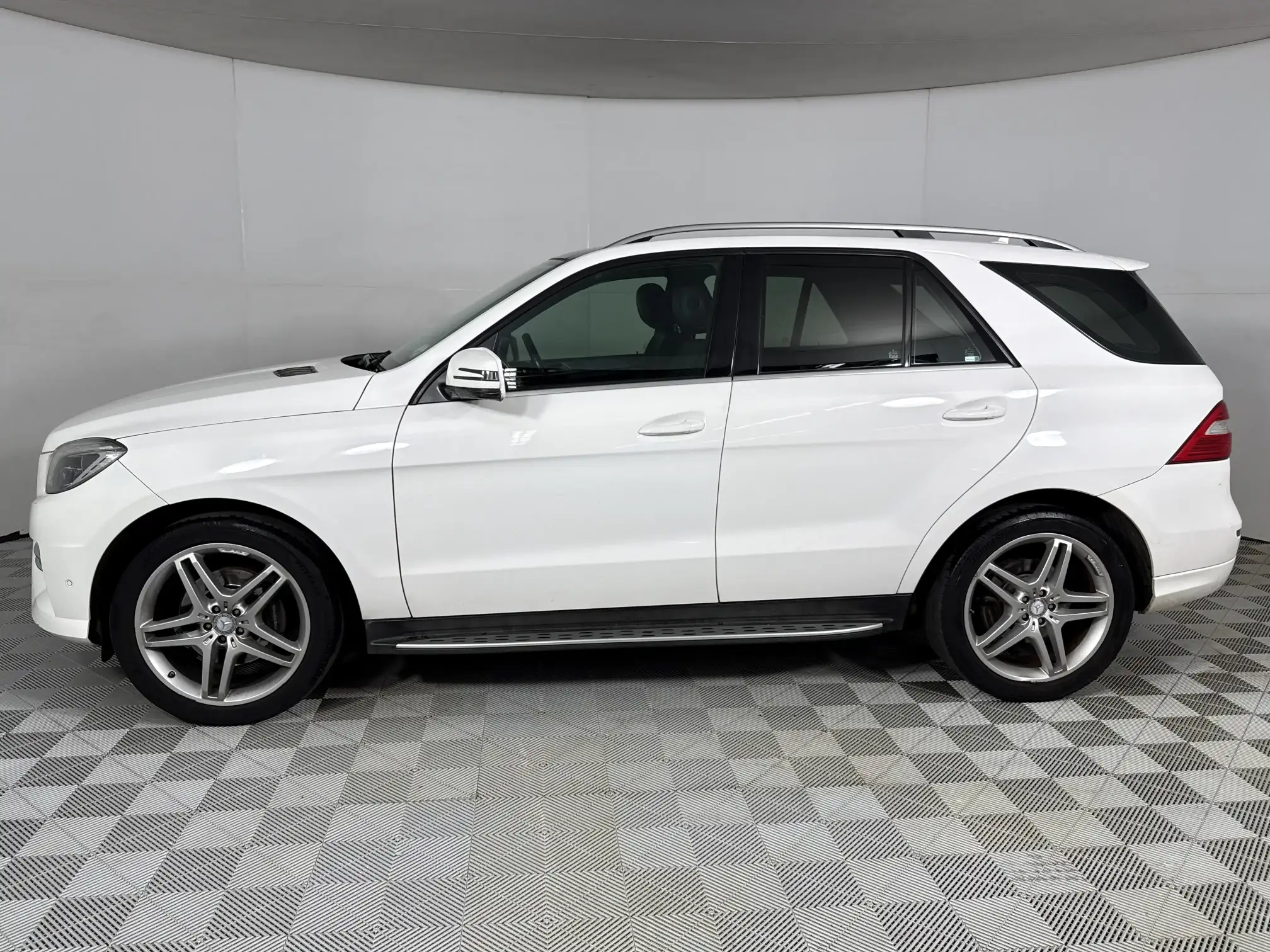 Mercedes-Benz M Class
