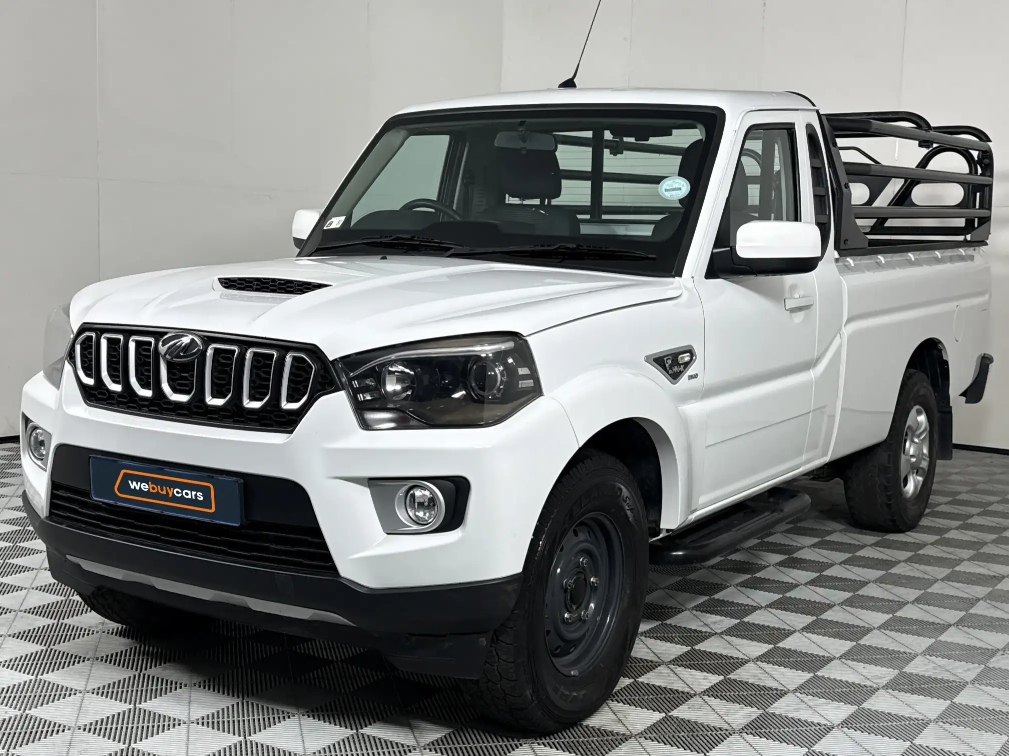 2024 Mahindra PIK UP