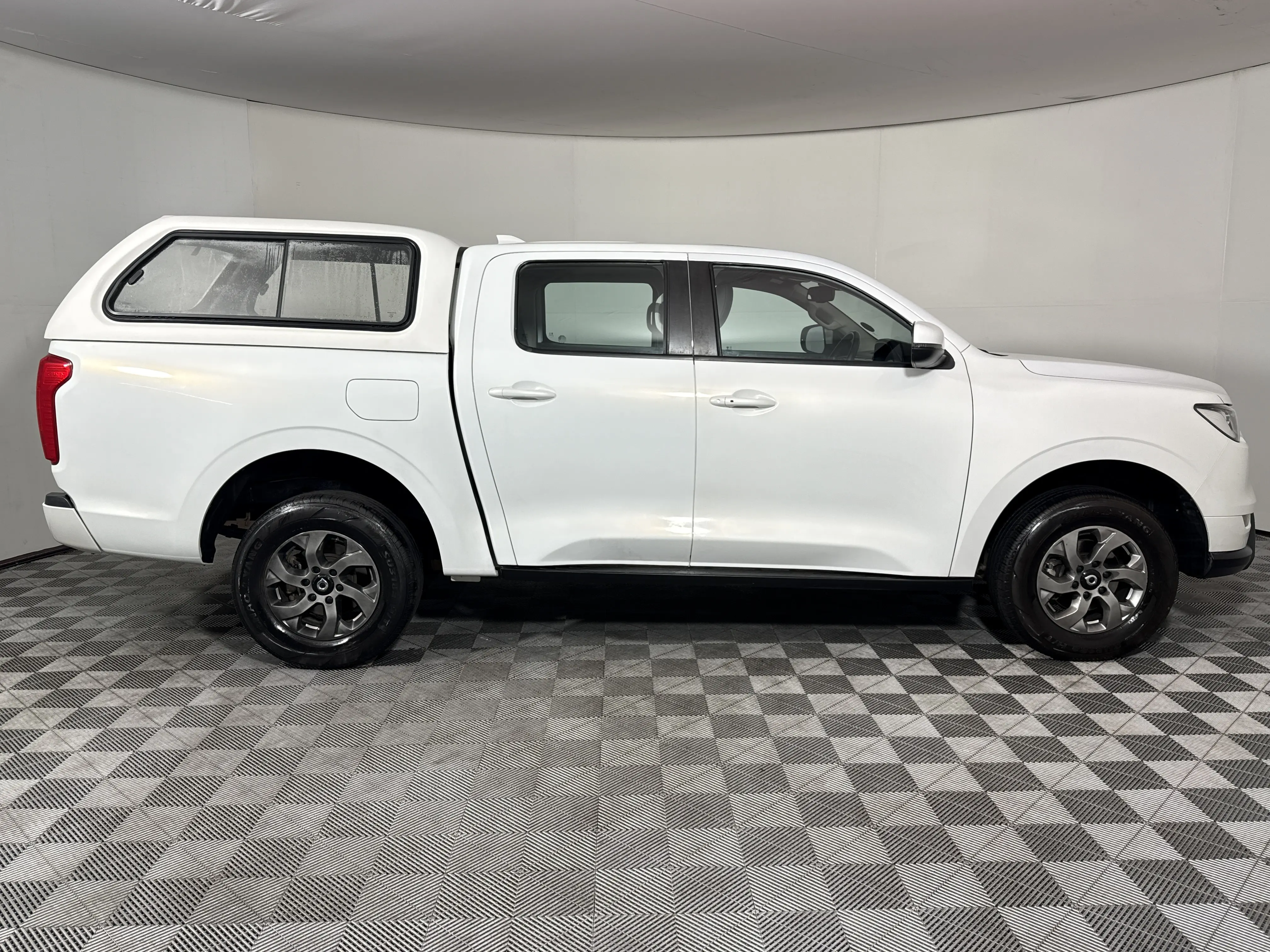 2023 GWM P-Series 2.0td DLX 4x4 Auto Double Cab Pick Up, photo 4