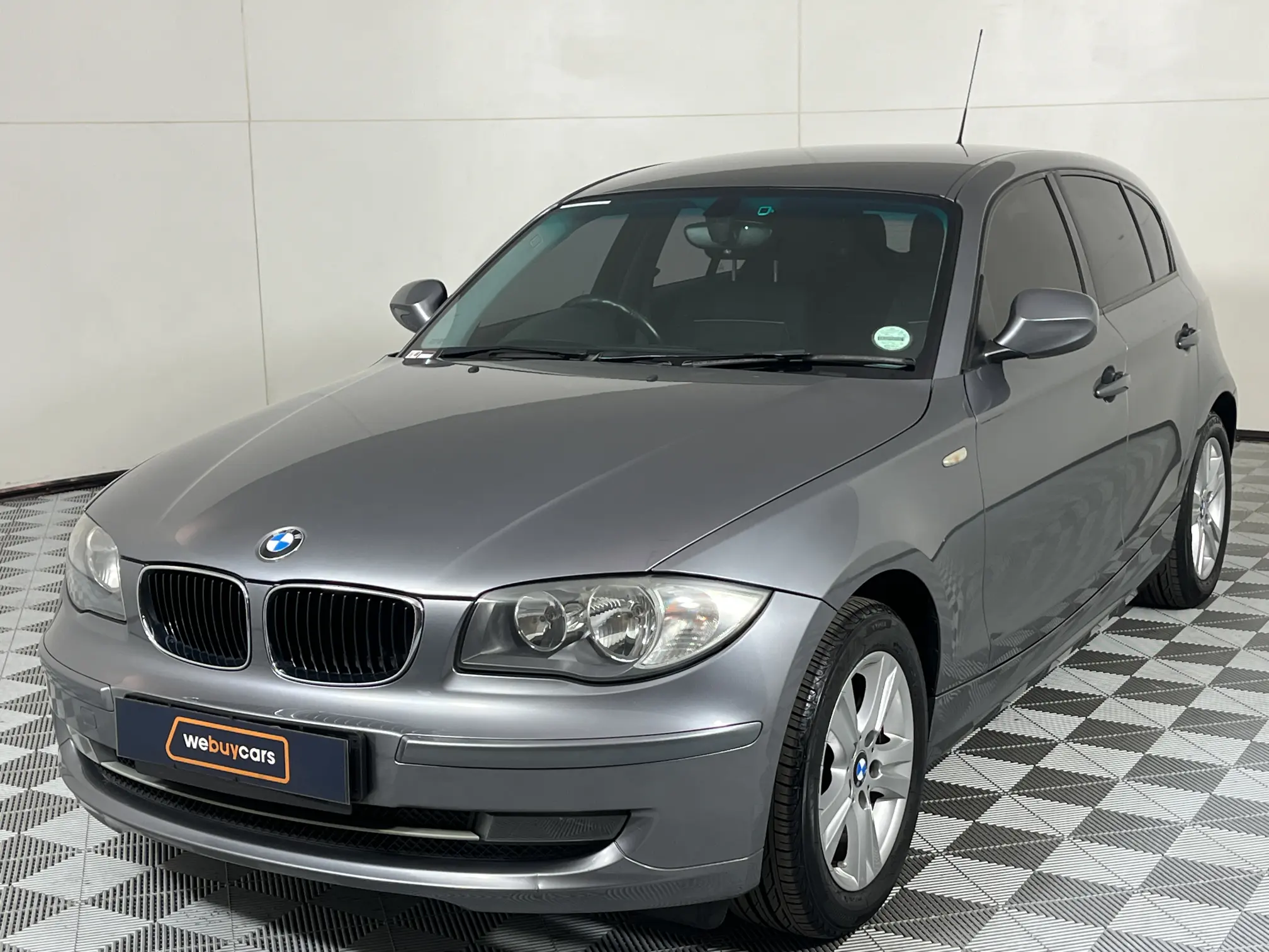 2011 BMW 1 Series 118i Auto (E87)