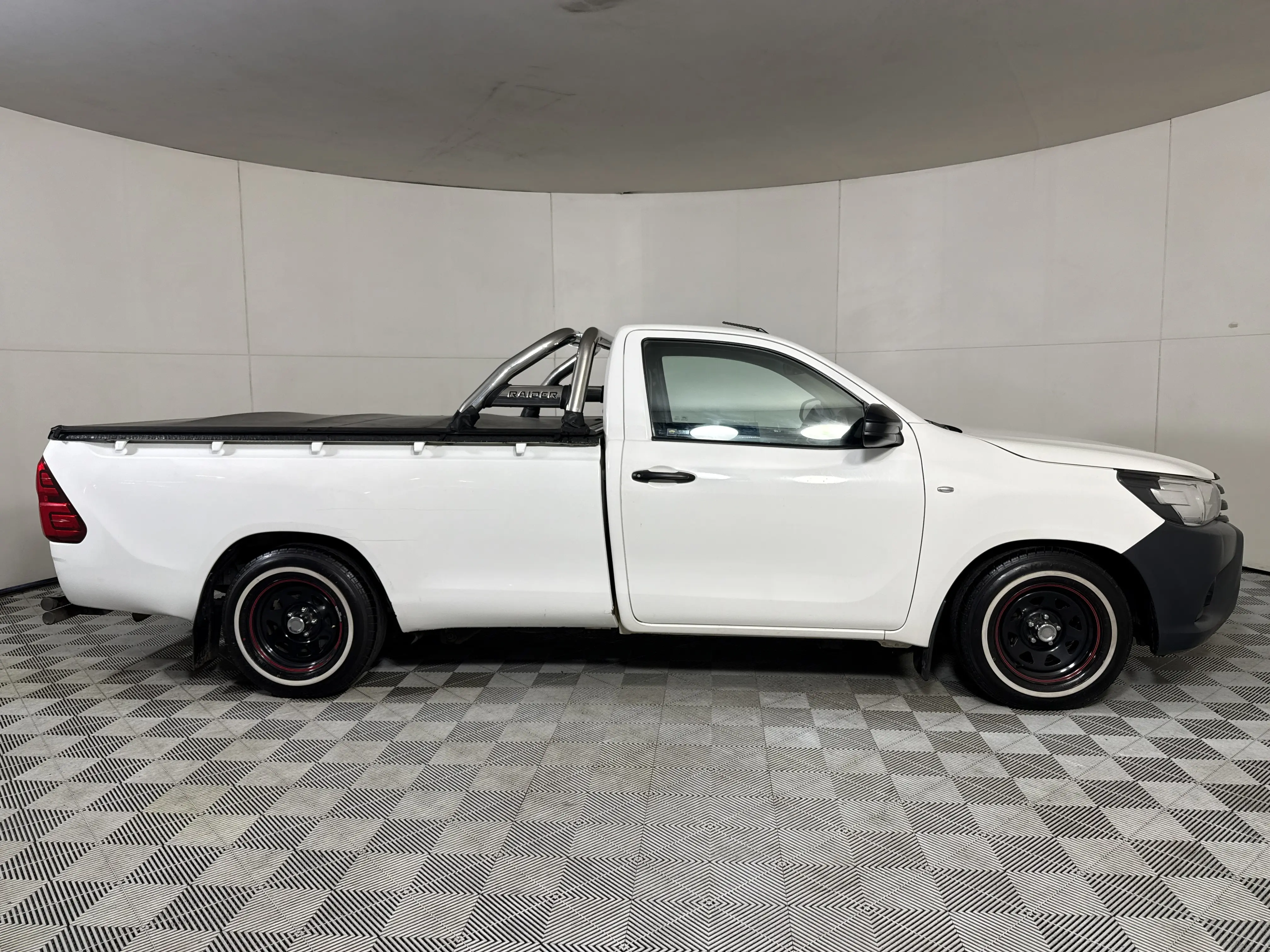 2021 Toyota Hilux 2.4 GD S A/C Pick Up Single Cab, photo 4
