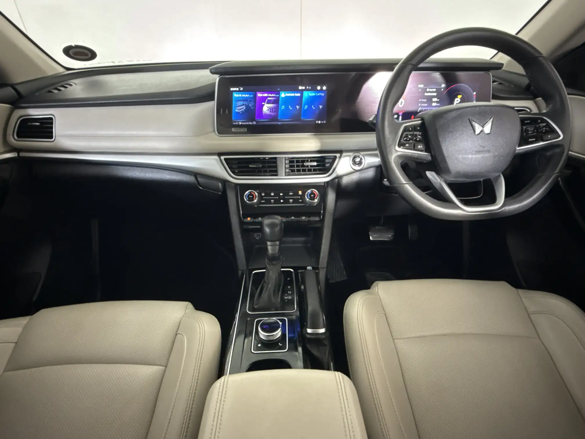 Mahindra XUV 700