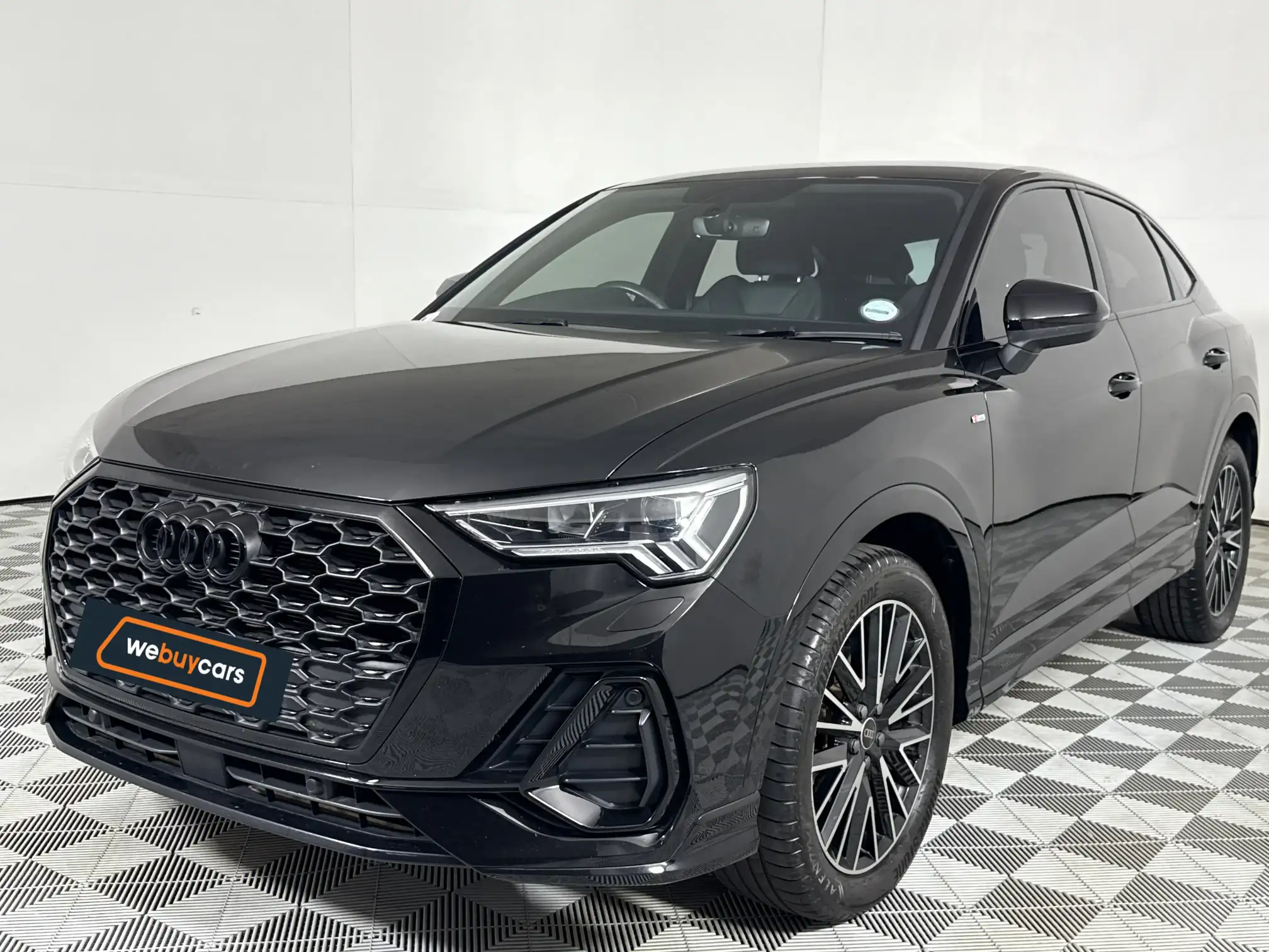 2023 Audi Q3