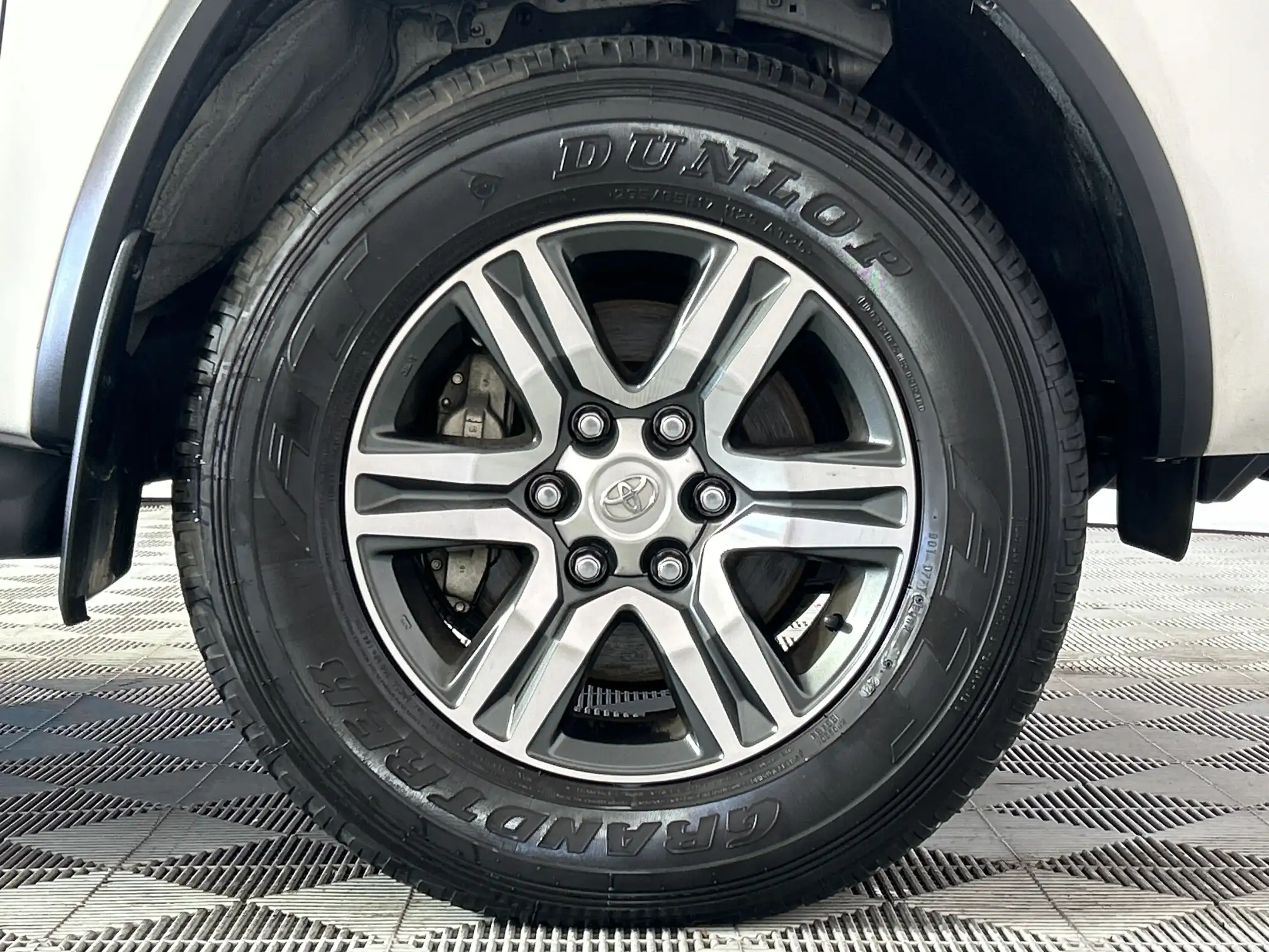 Toyota Fortuner