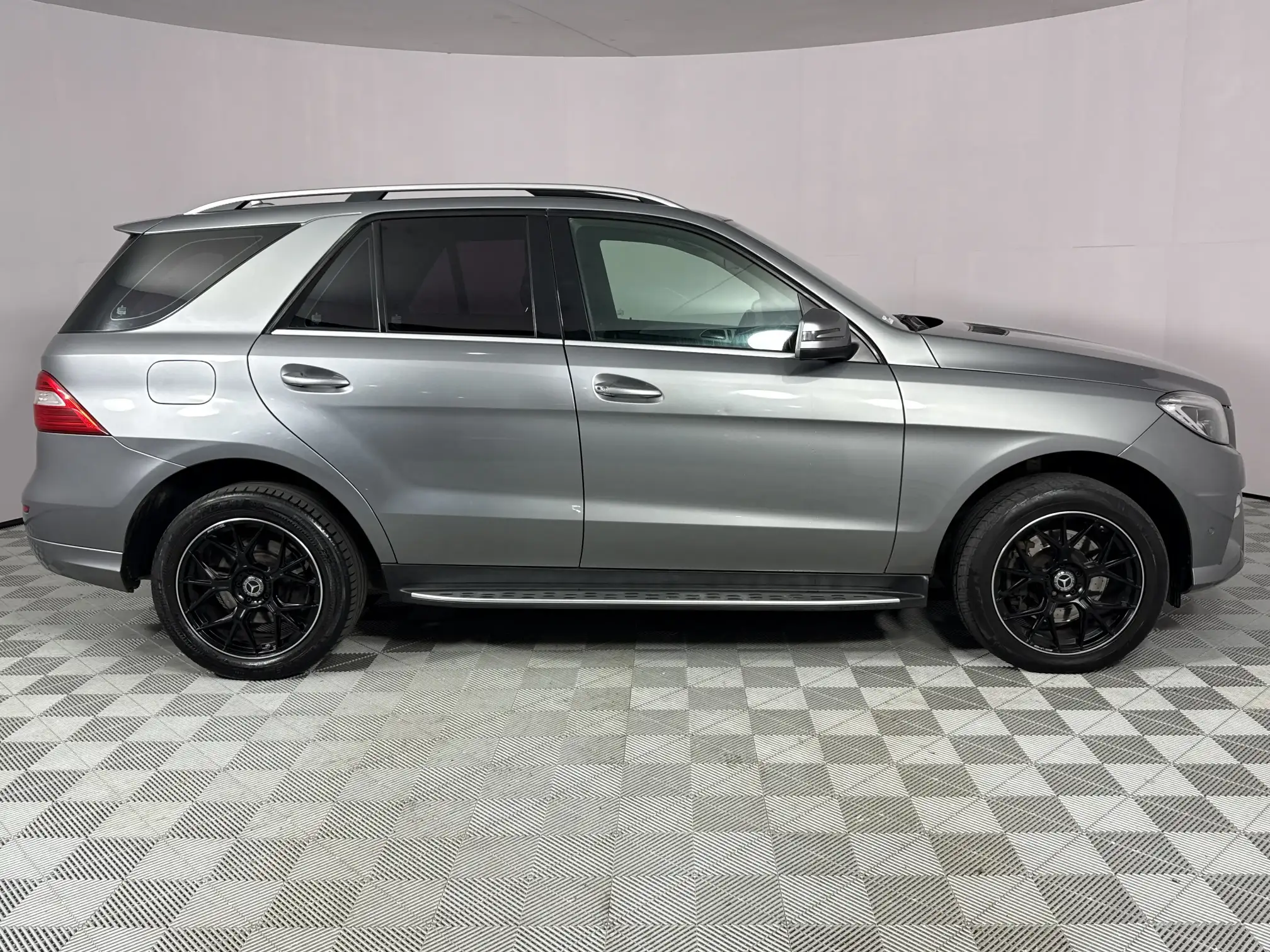 Mercedes-Benz M Class