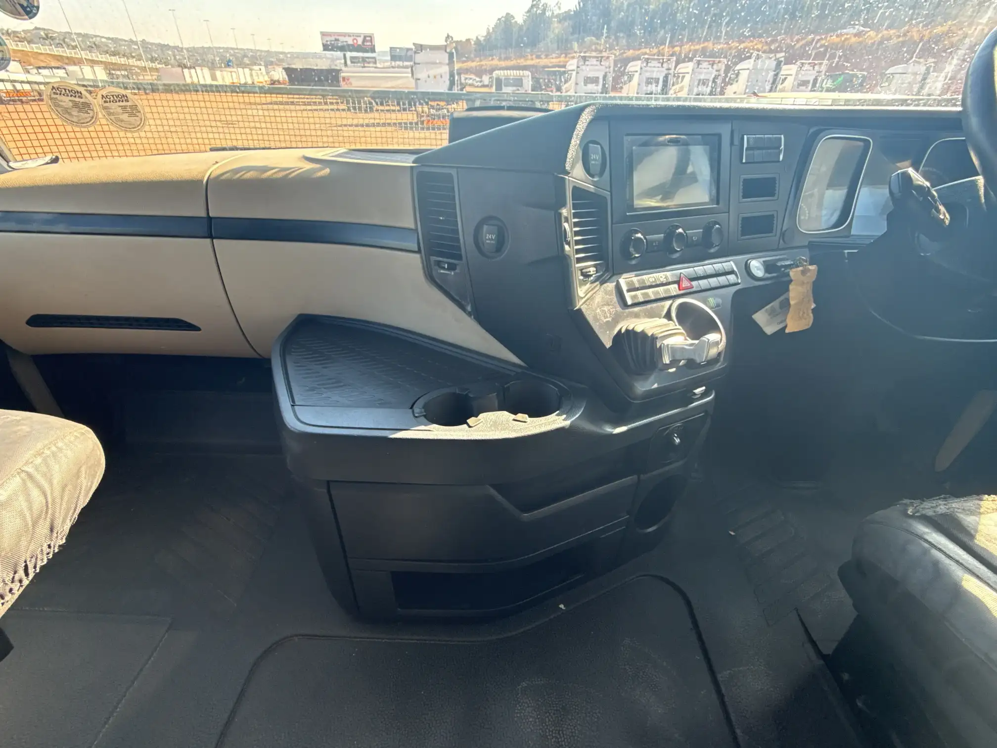 Mercedes-Benz 26 Series Actros