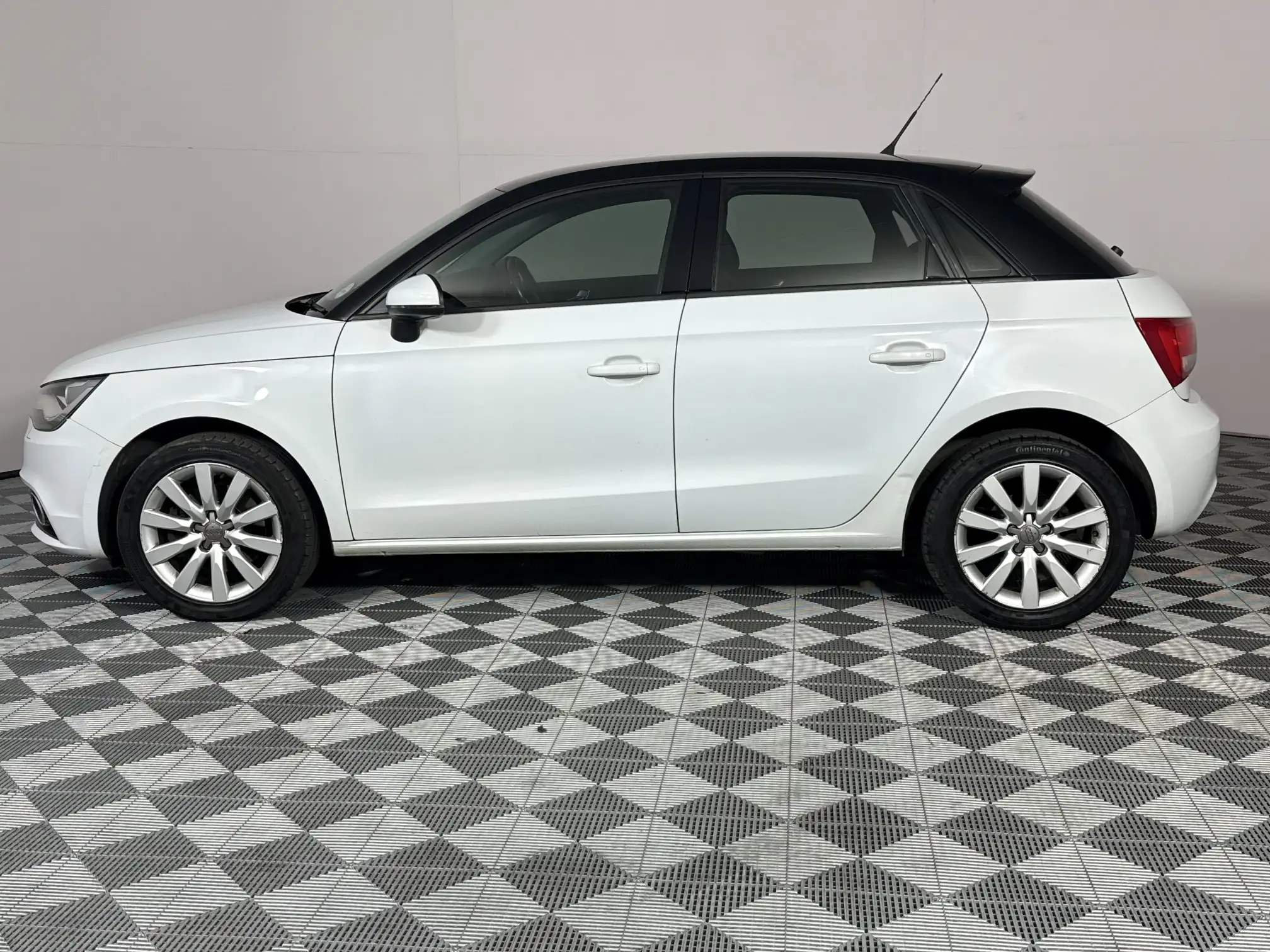 Audi A1