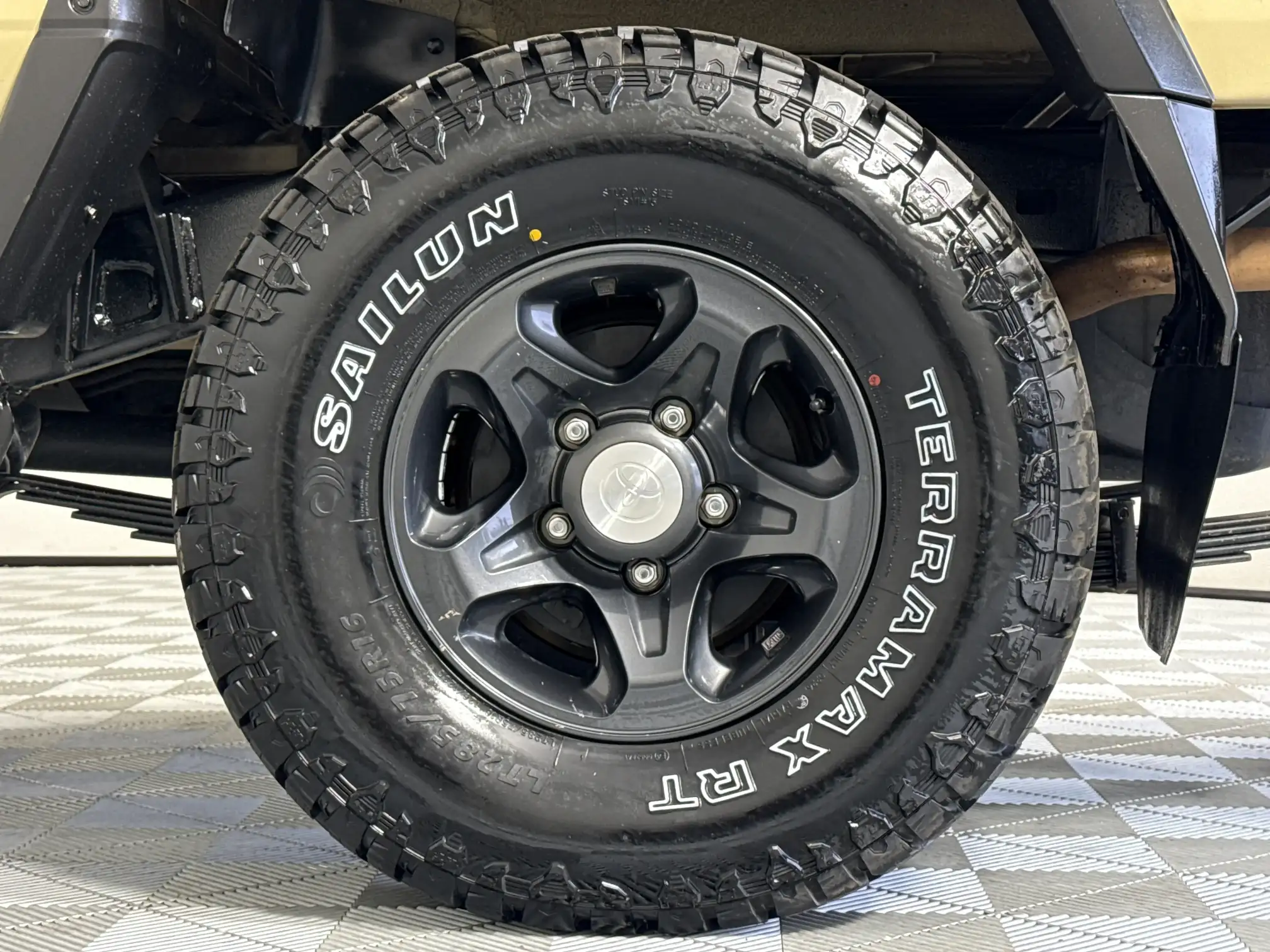 Toyota Land Cruiser
