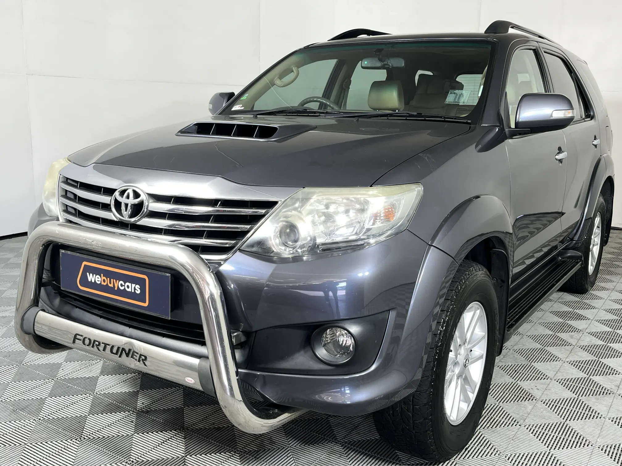 2013 Toyota Fortuner 2.5d-4d RB