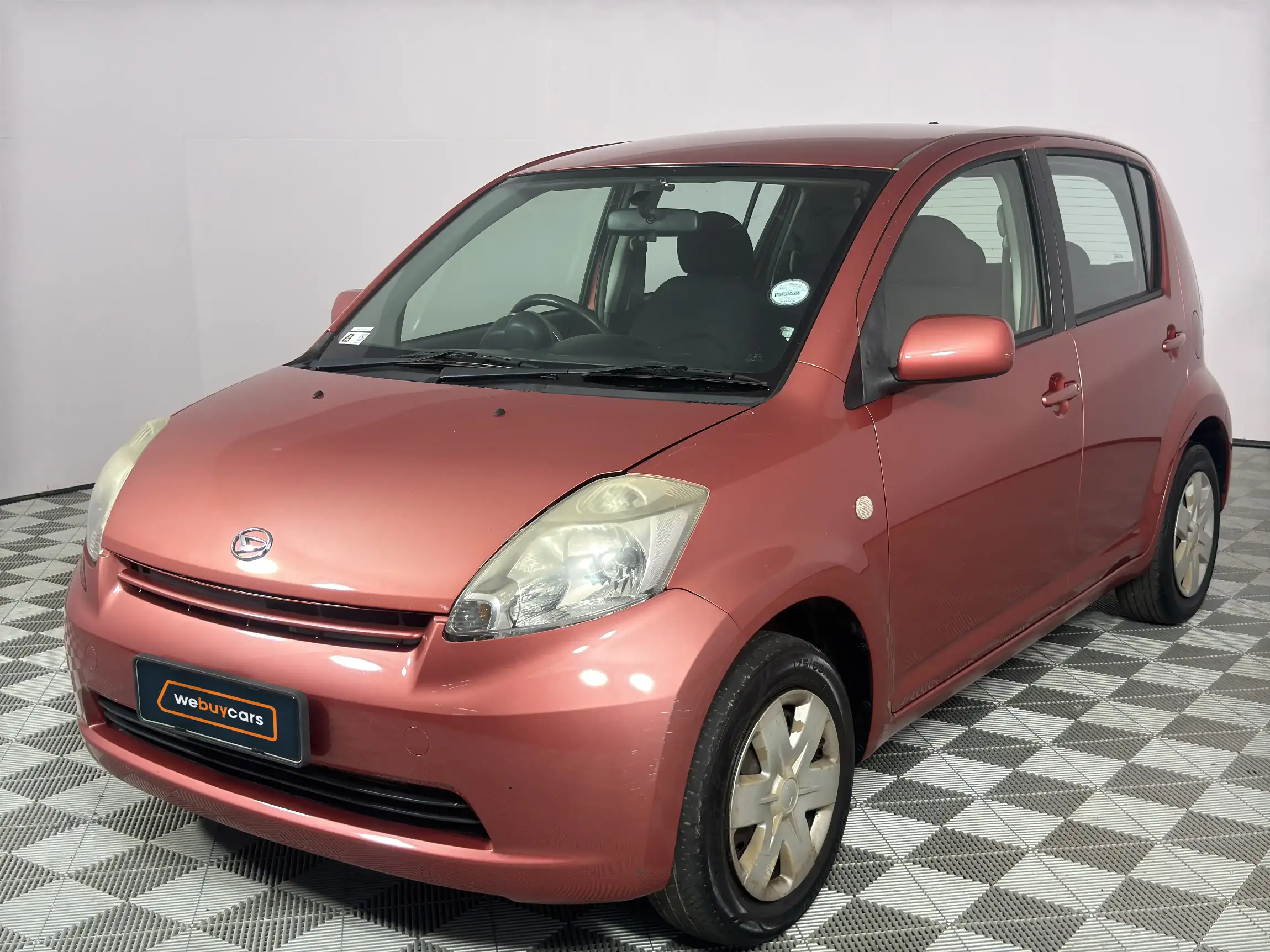 2006 Daihatsu Sirion