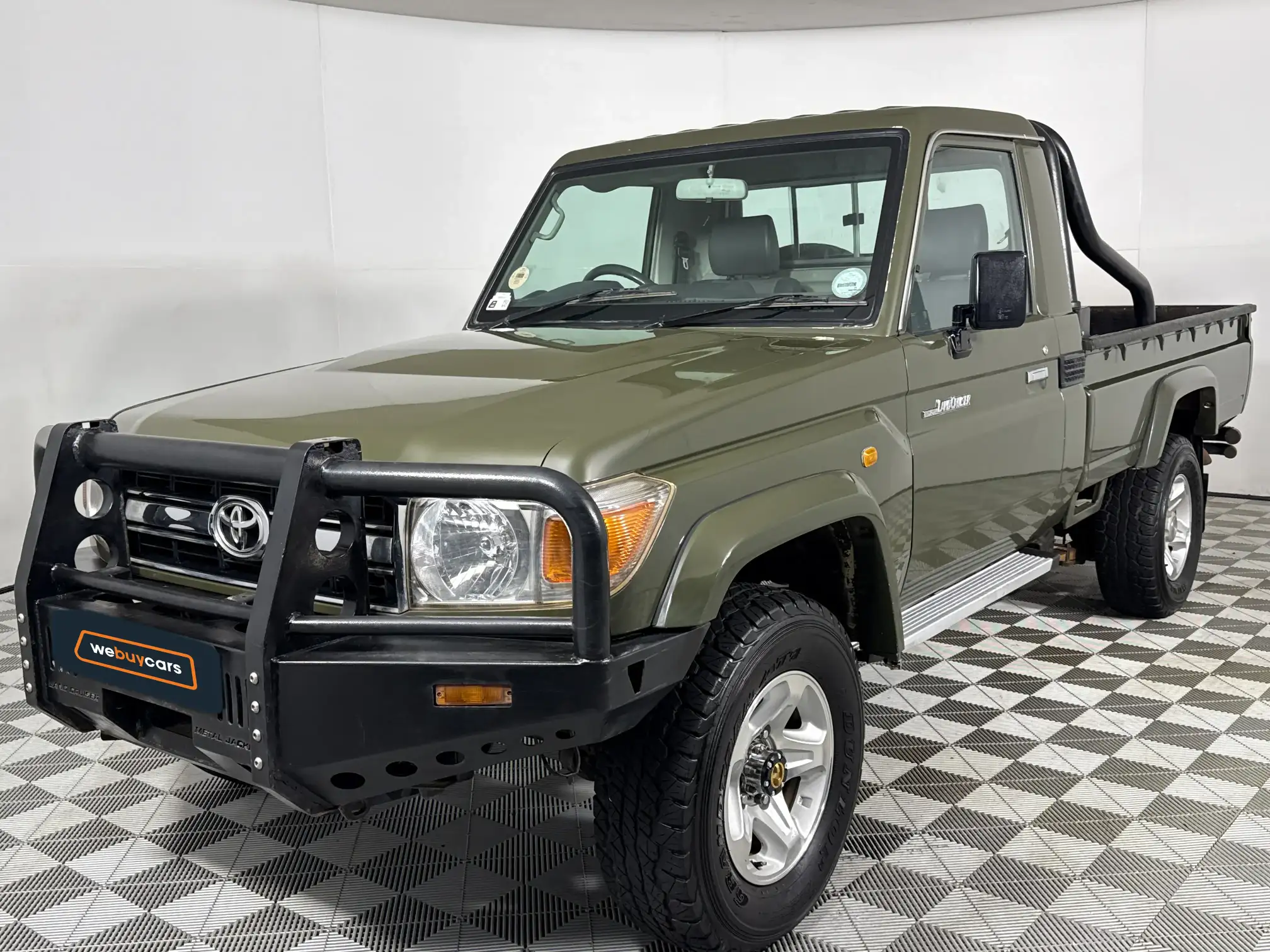 2014 Toyota Land Cruiser