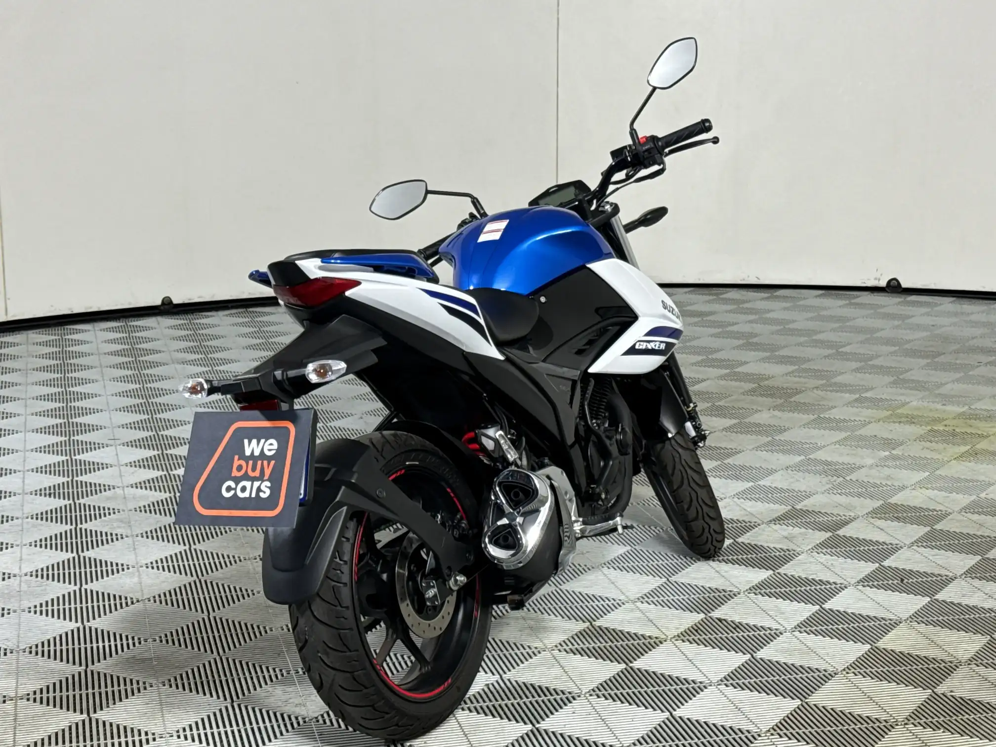 Suzuki GSX