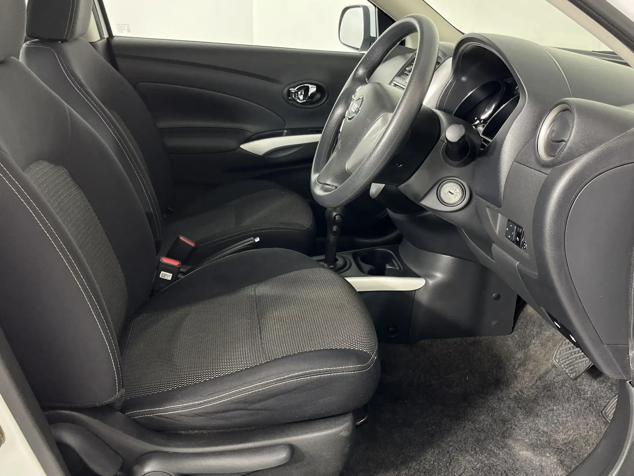 Nissan Almera