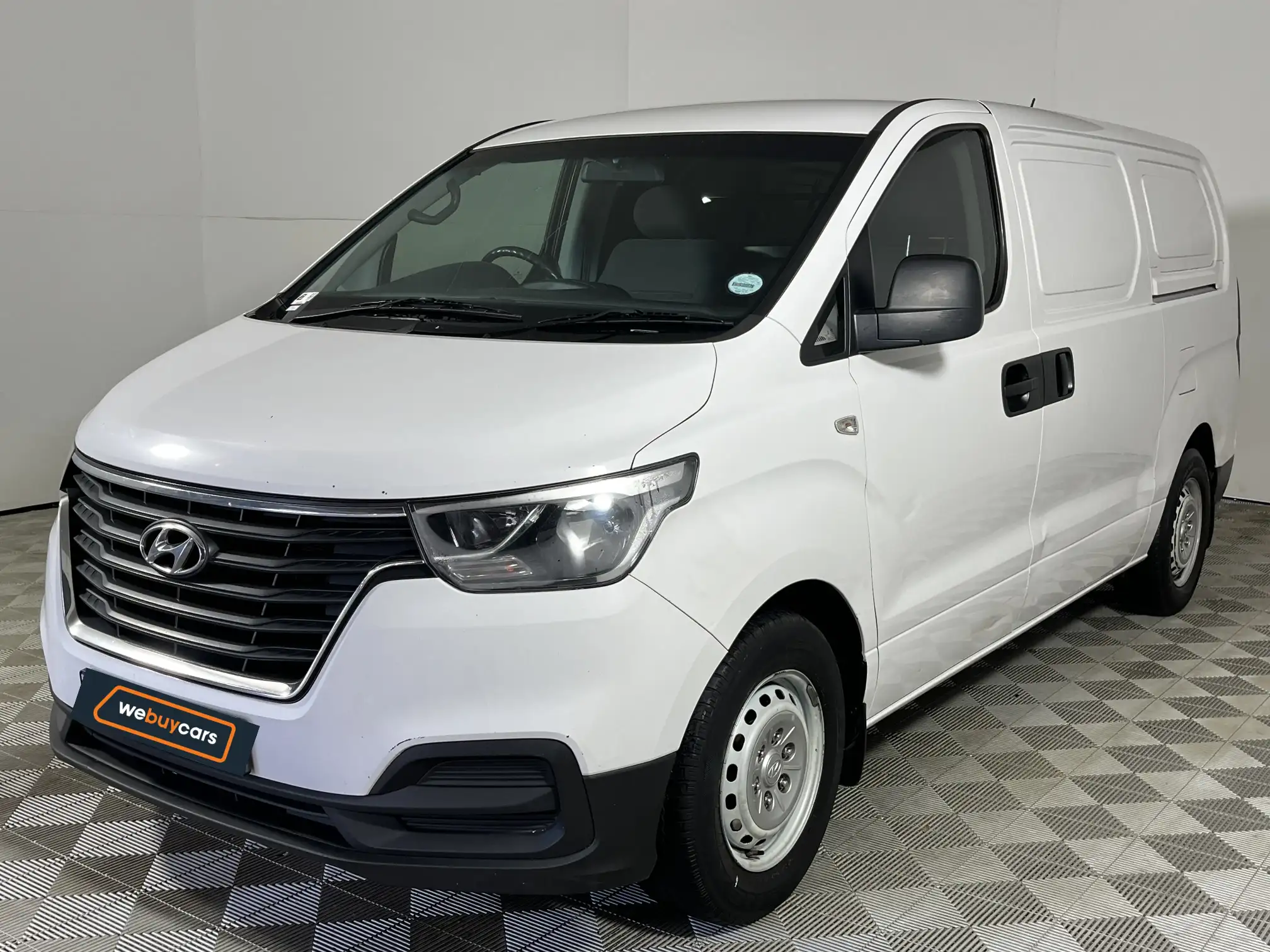 Hyundai H-1