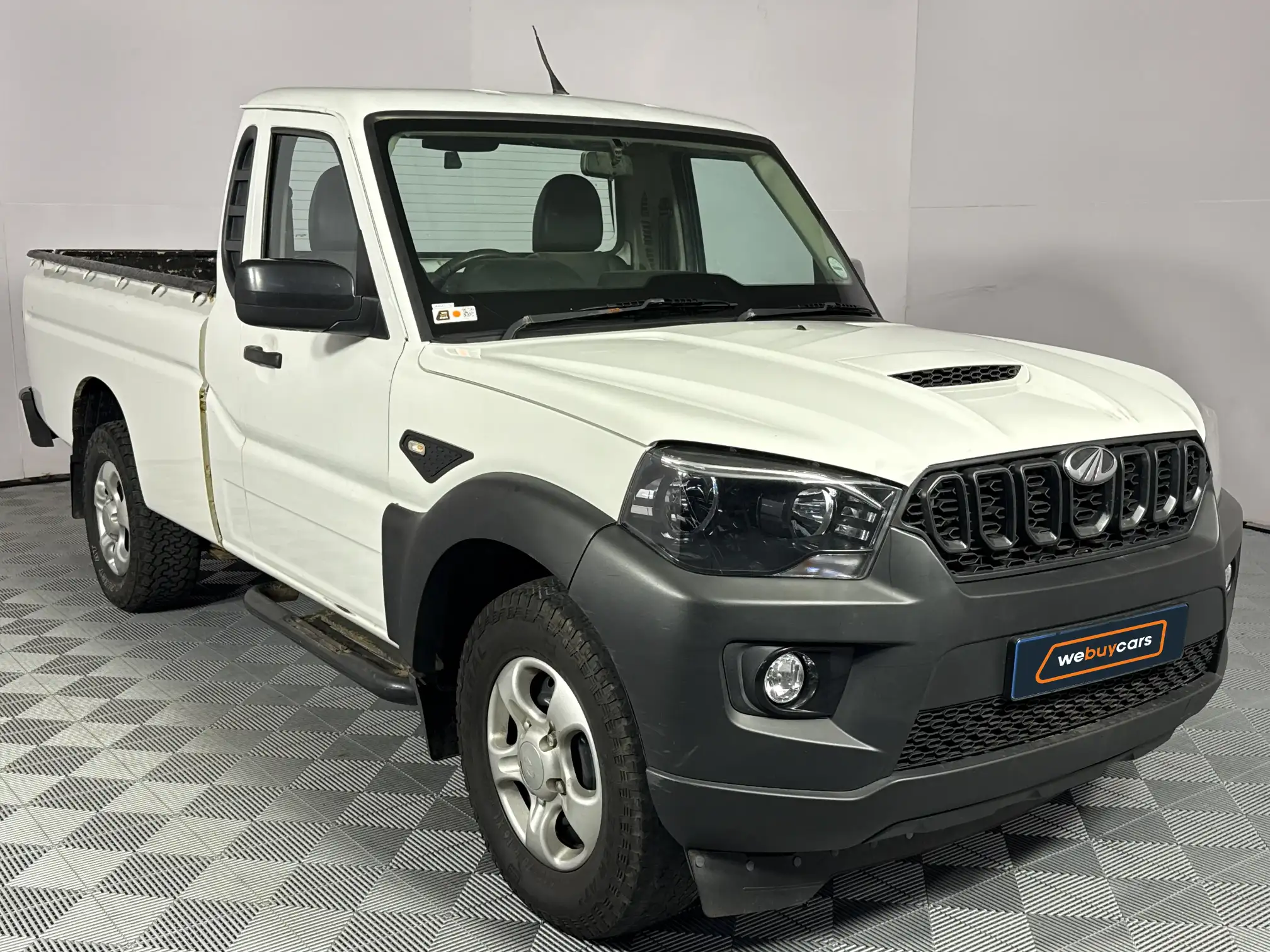 Mahindra PIK UP