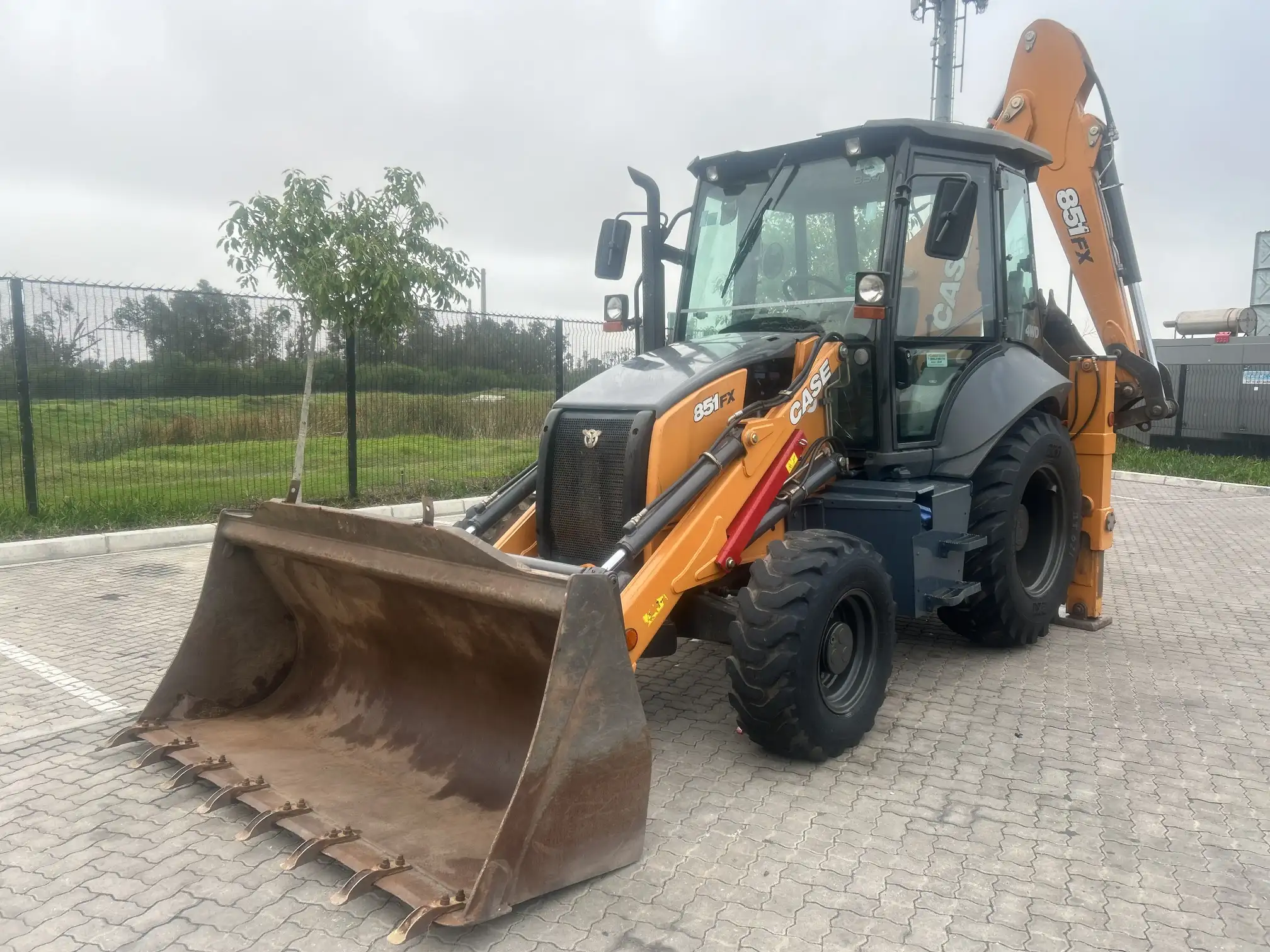 2023 Case 851 FX