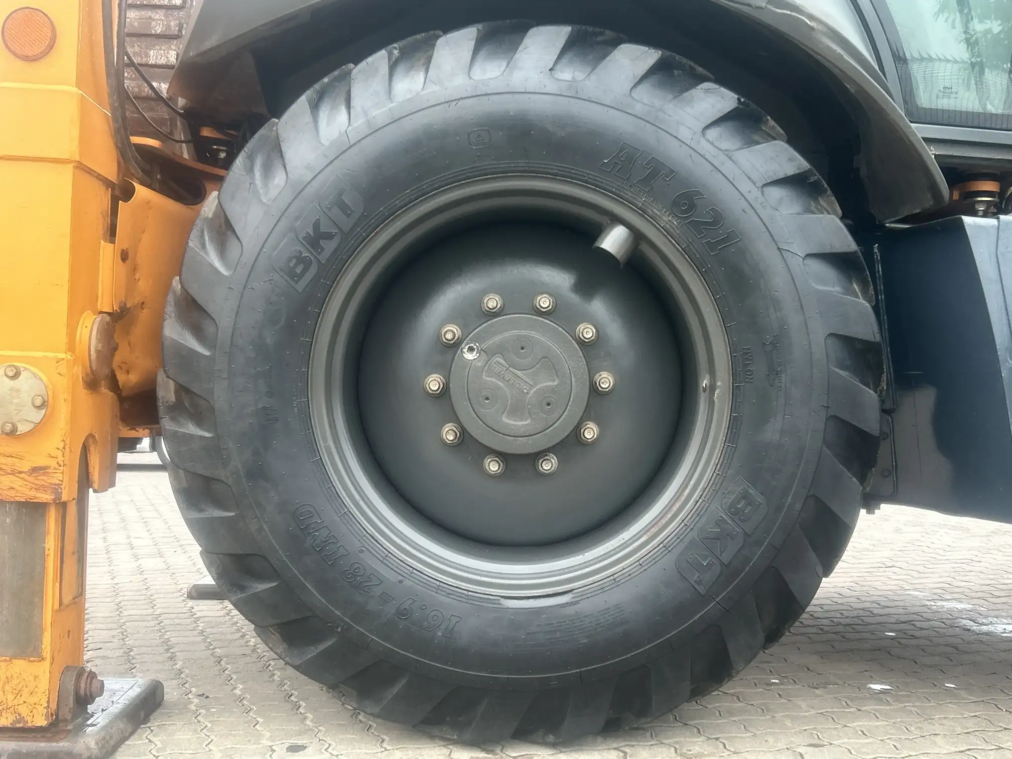 Case 851 FX