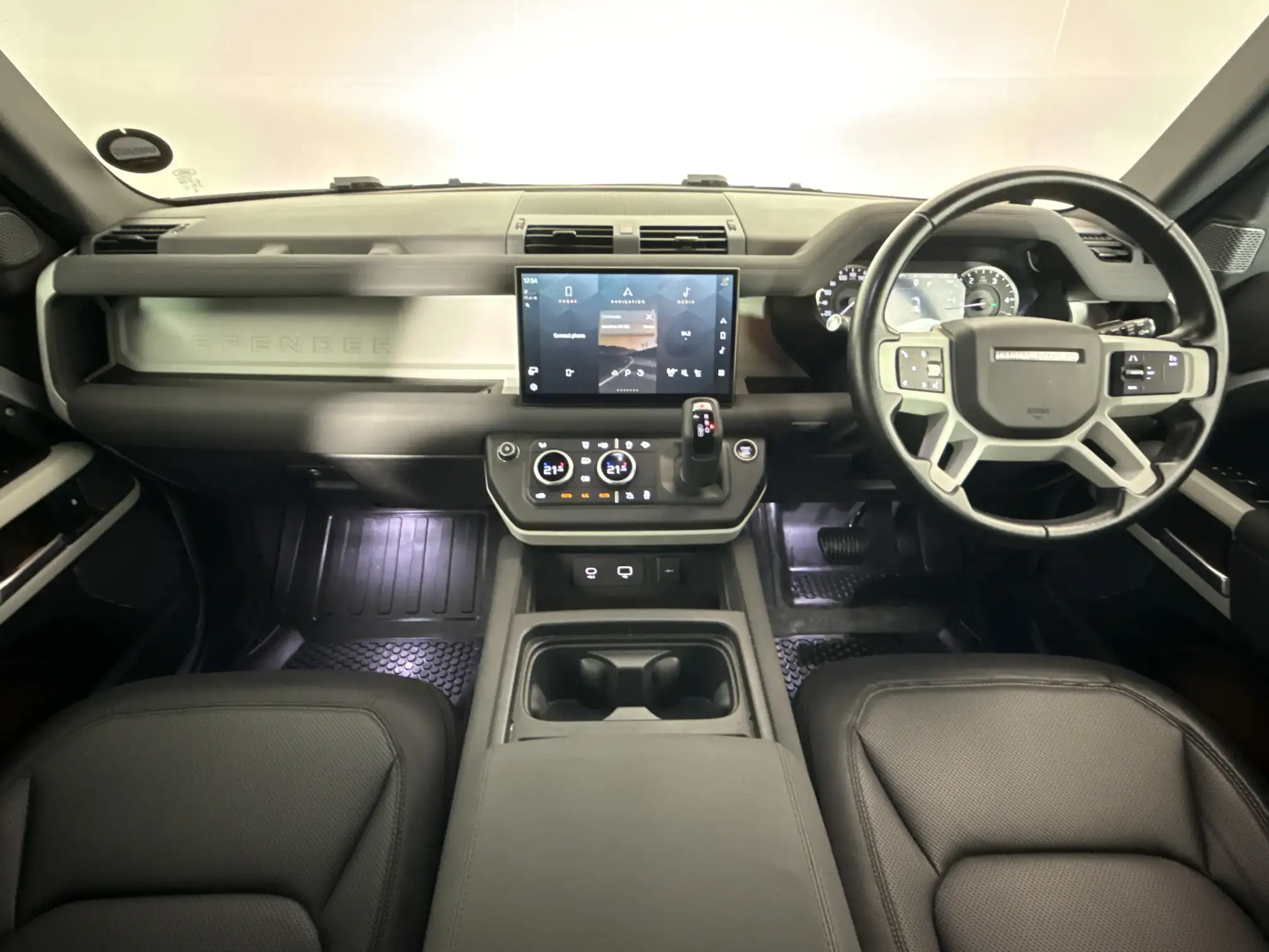 Land Rover Defender 110