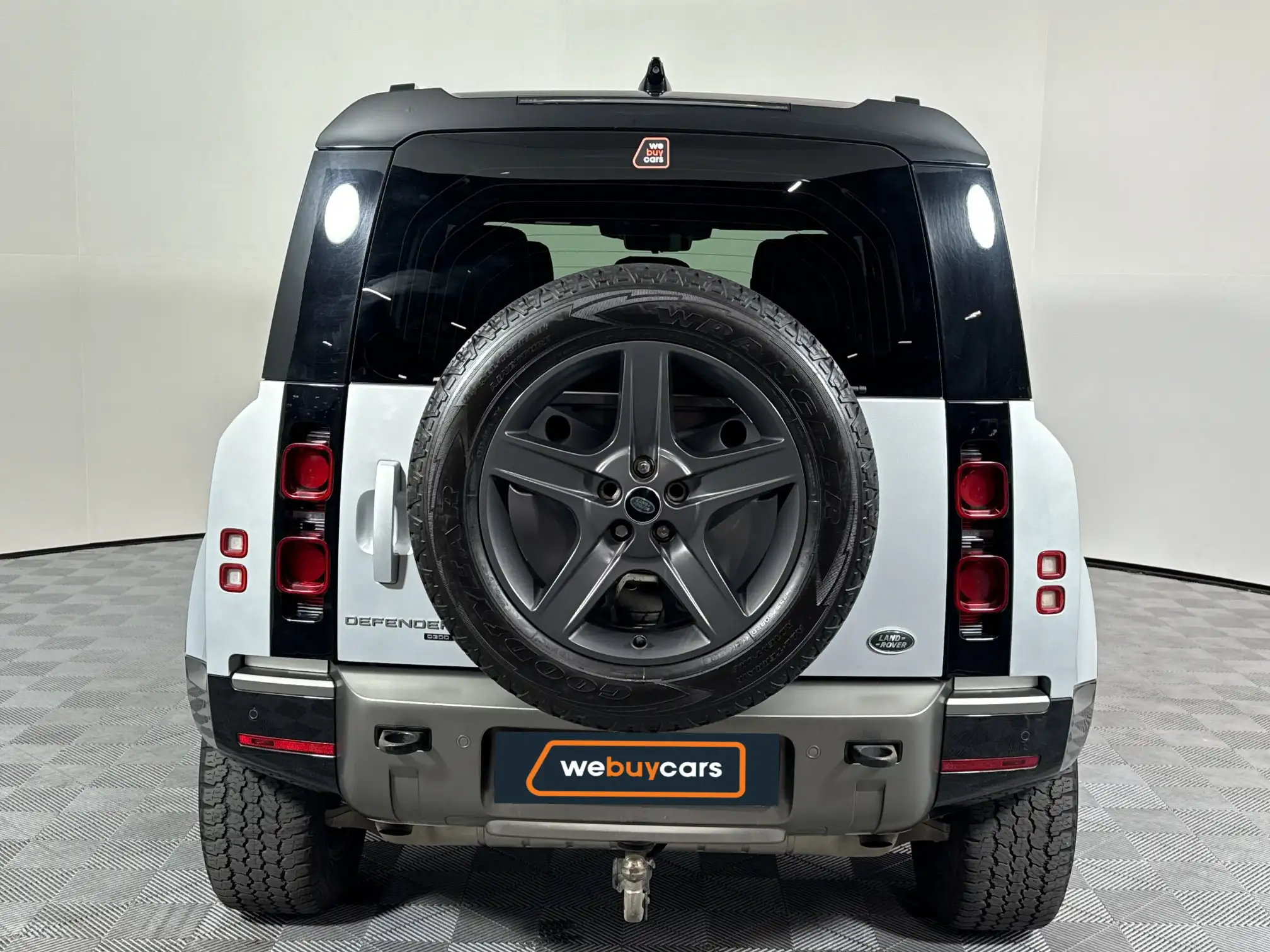 Land Rover Defender 110