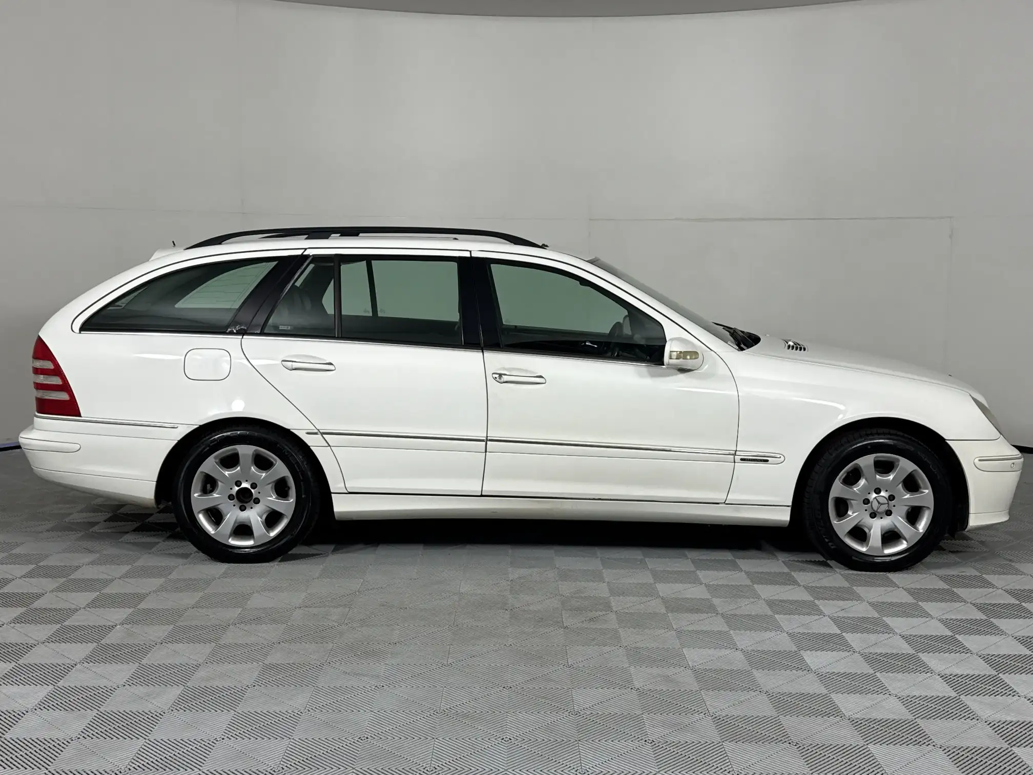 Mercedes-Benz C Class Sedan