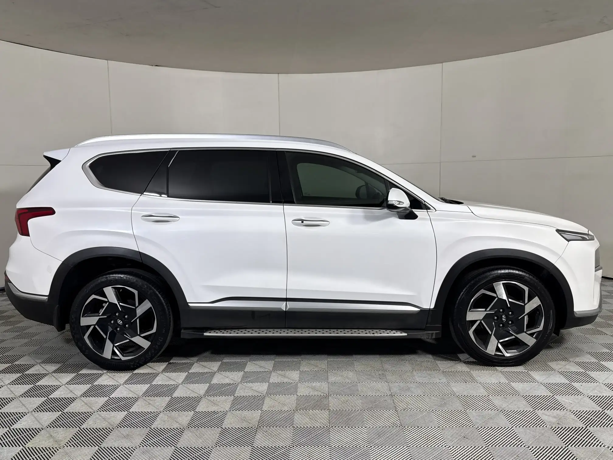 Hyundai Santa-FE