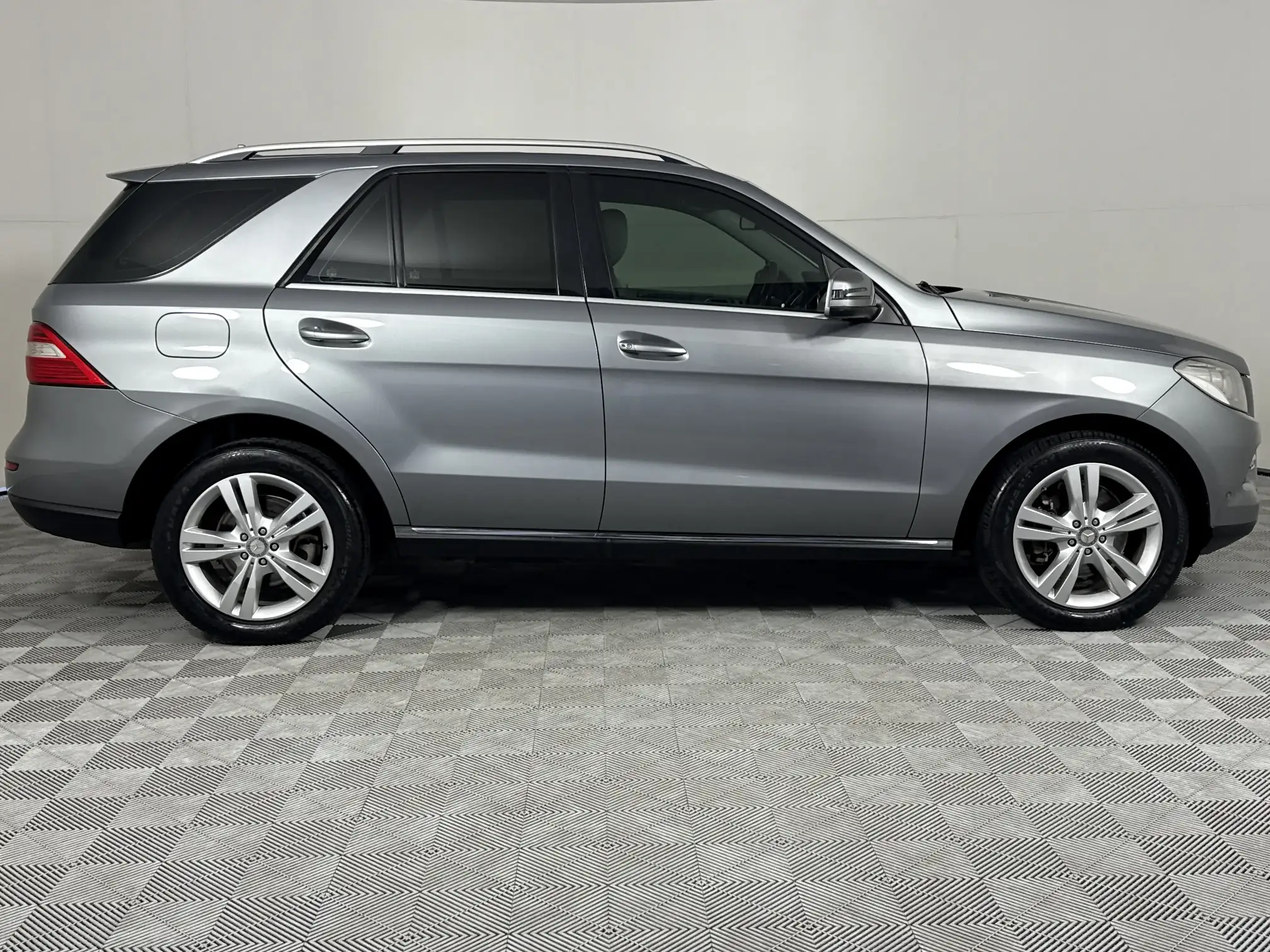 Mercedes-Benz M Class