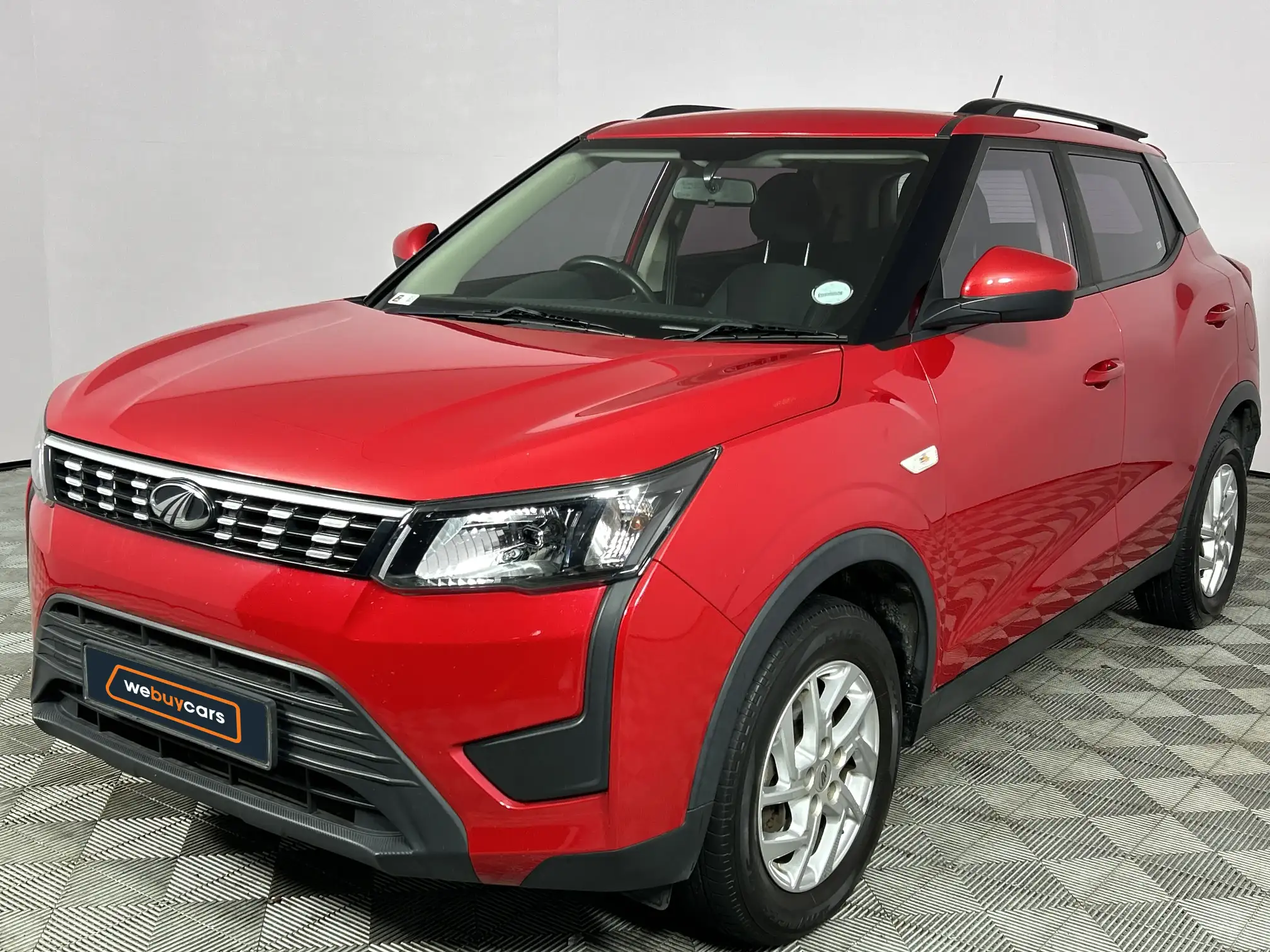 2022 Mahindra Xuv300