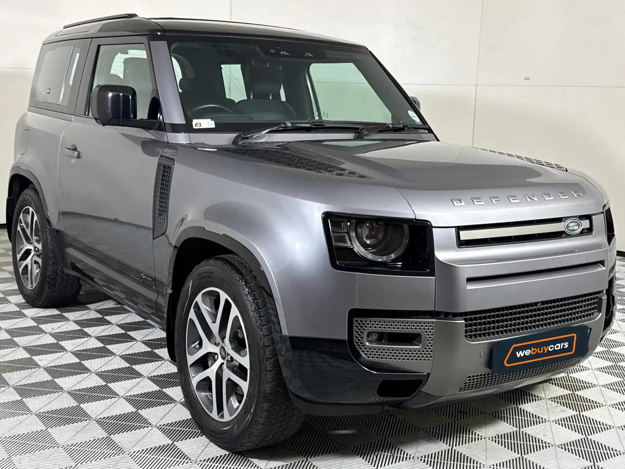 Land Rover Defender 90
