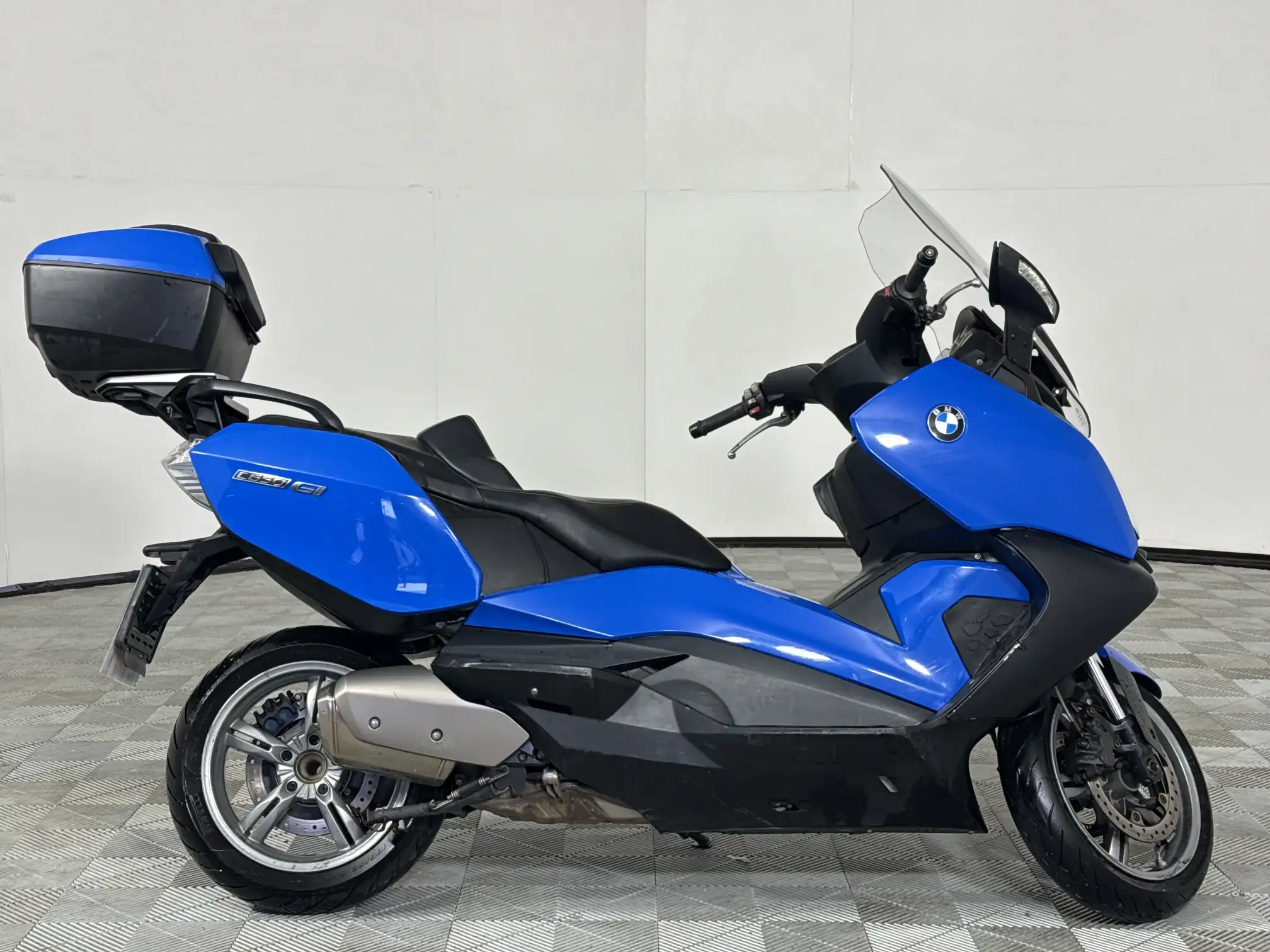 BMW C