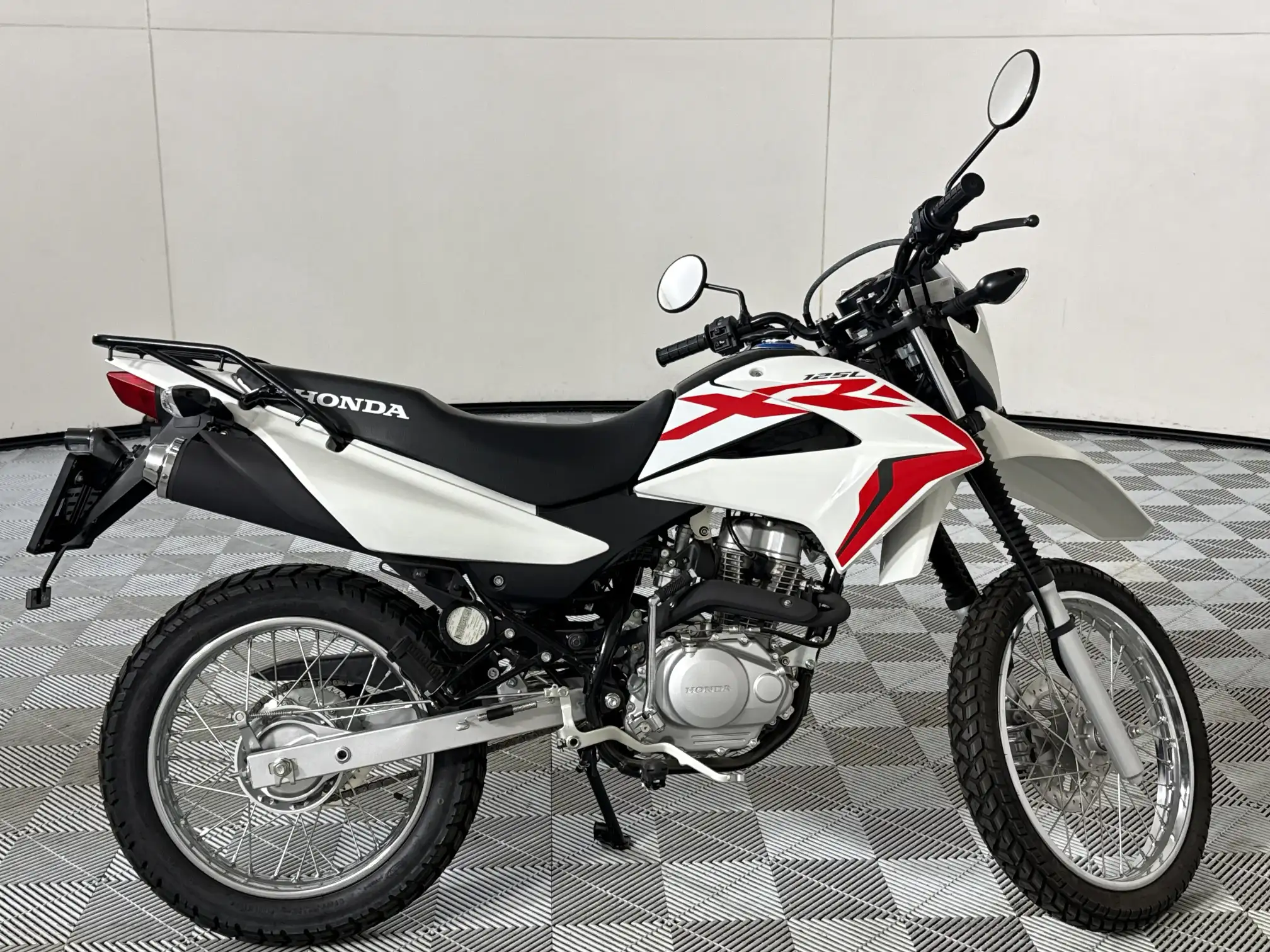 Honda XRL