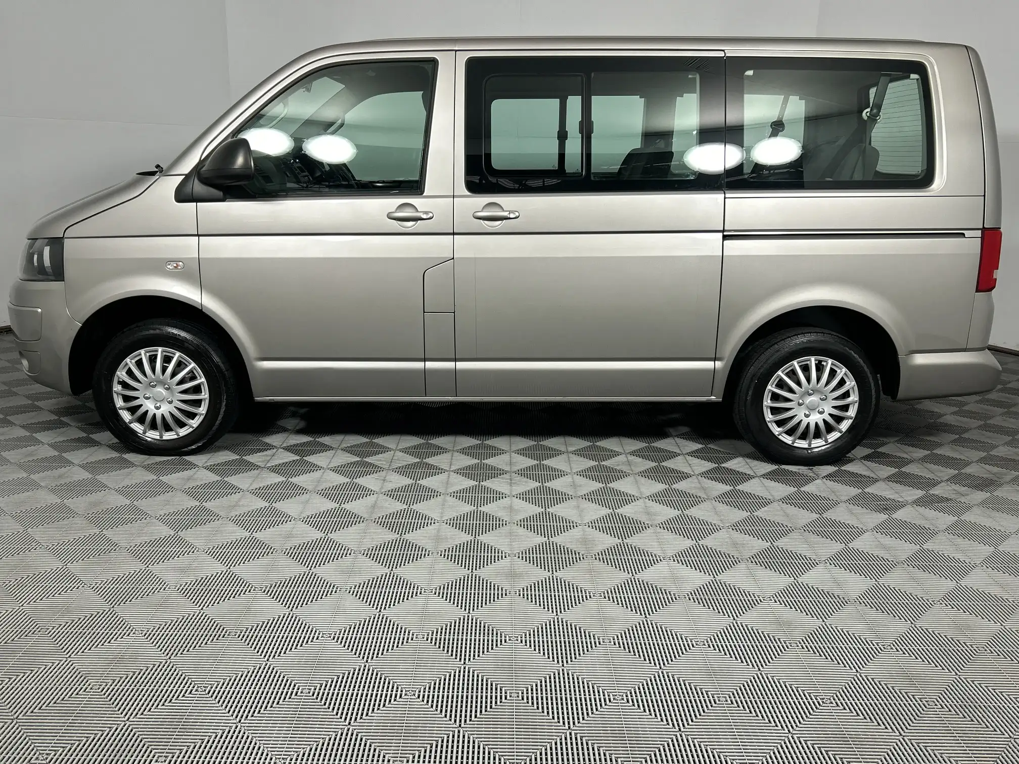 Volkswagen T5