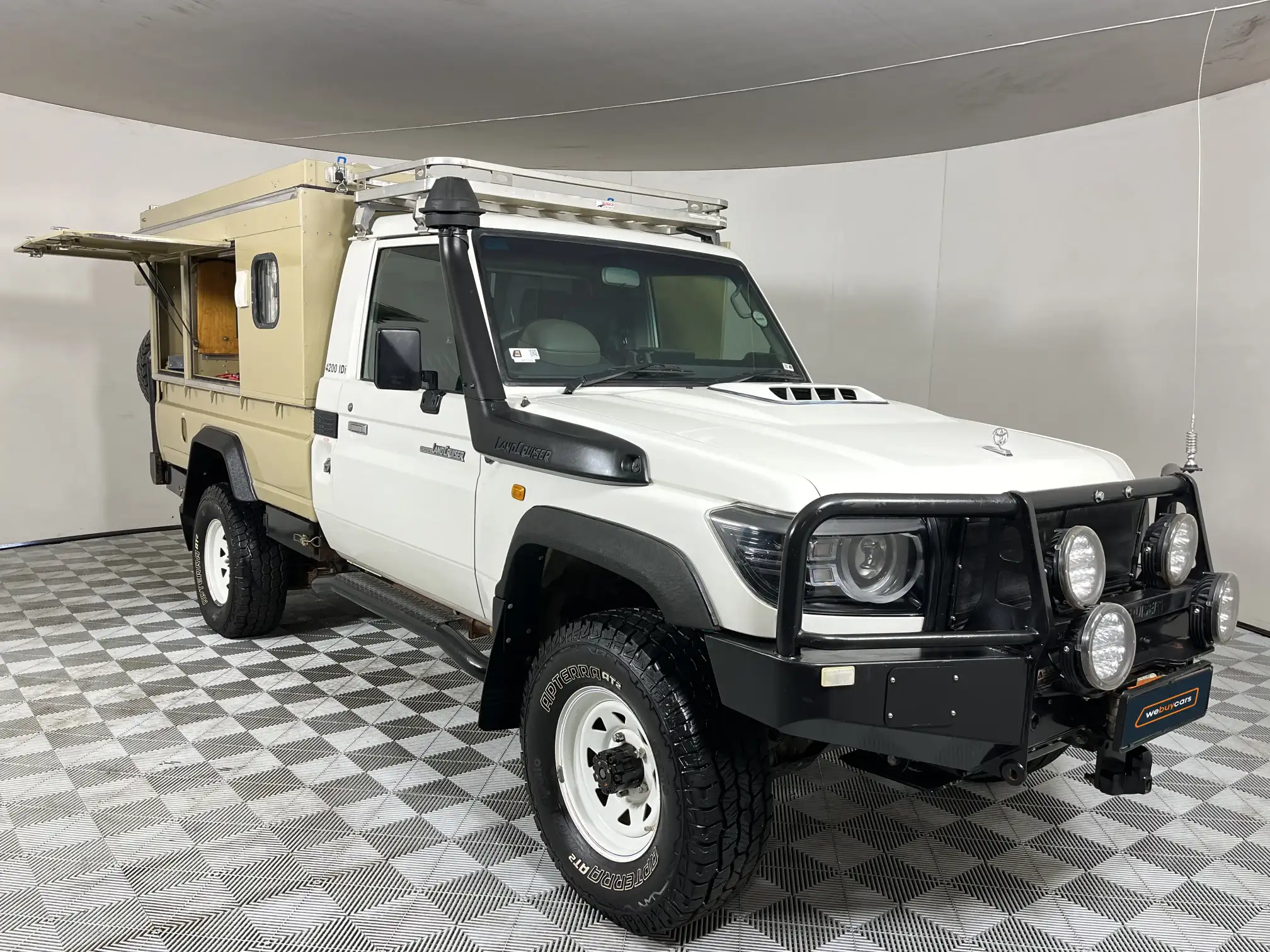 Toyota Land Cruiser