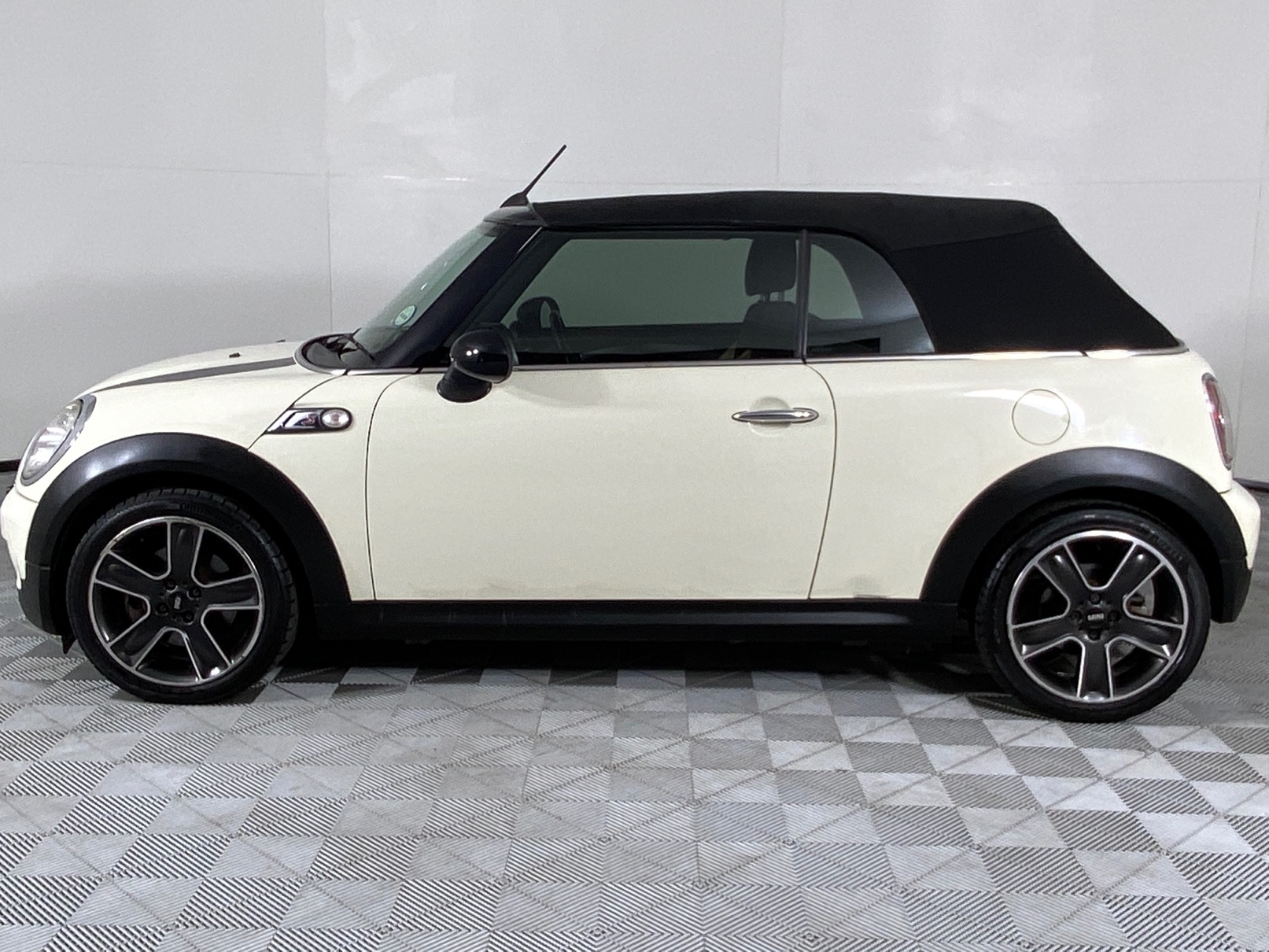 Used 2010 Mini Cooper Convertible Cooper S Convertible for sale | WeBuyCars