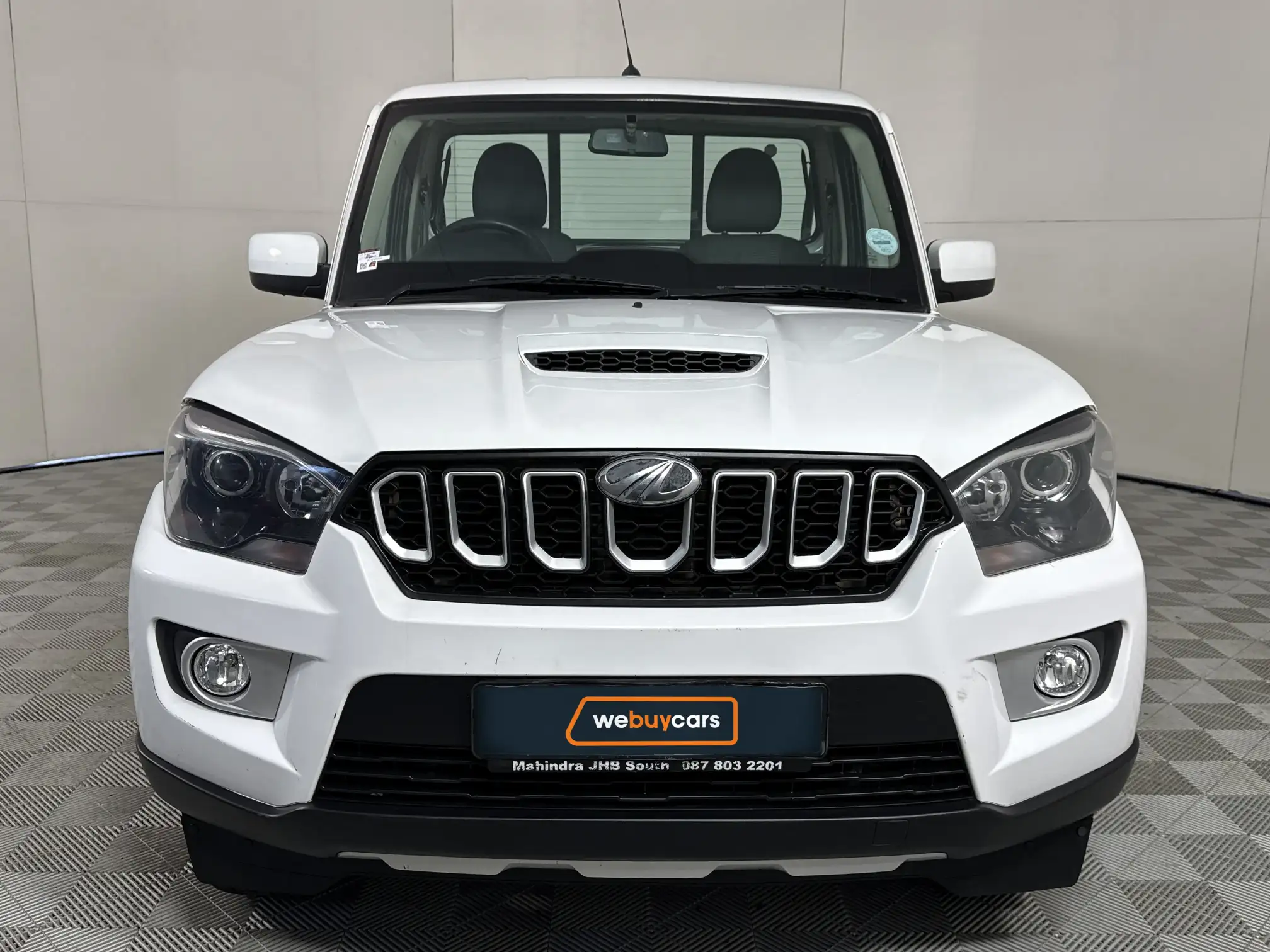 Mahindra PIK UP