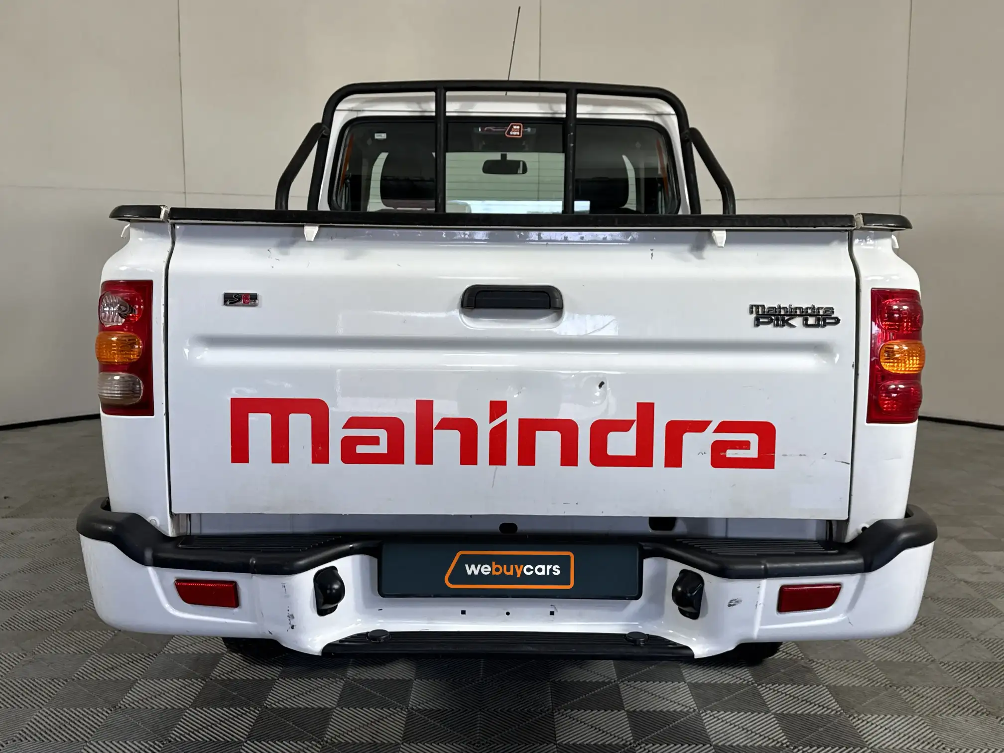 Mahindra PIK UP