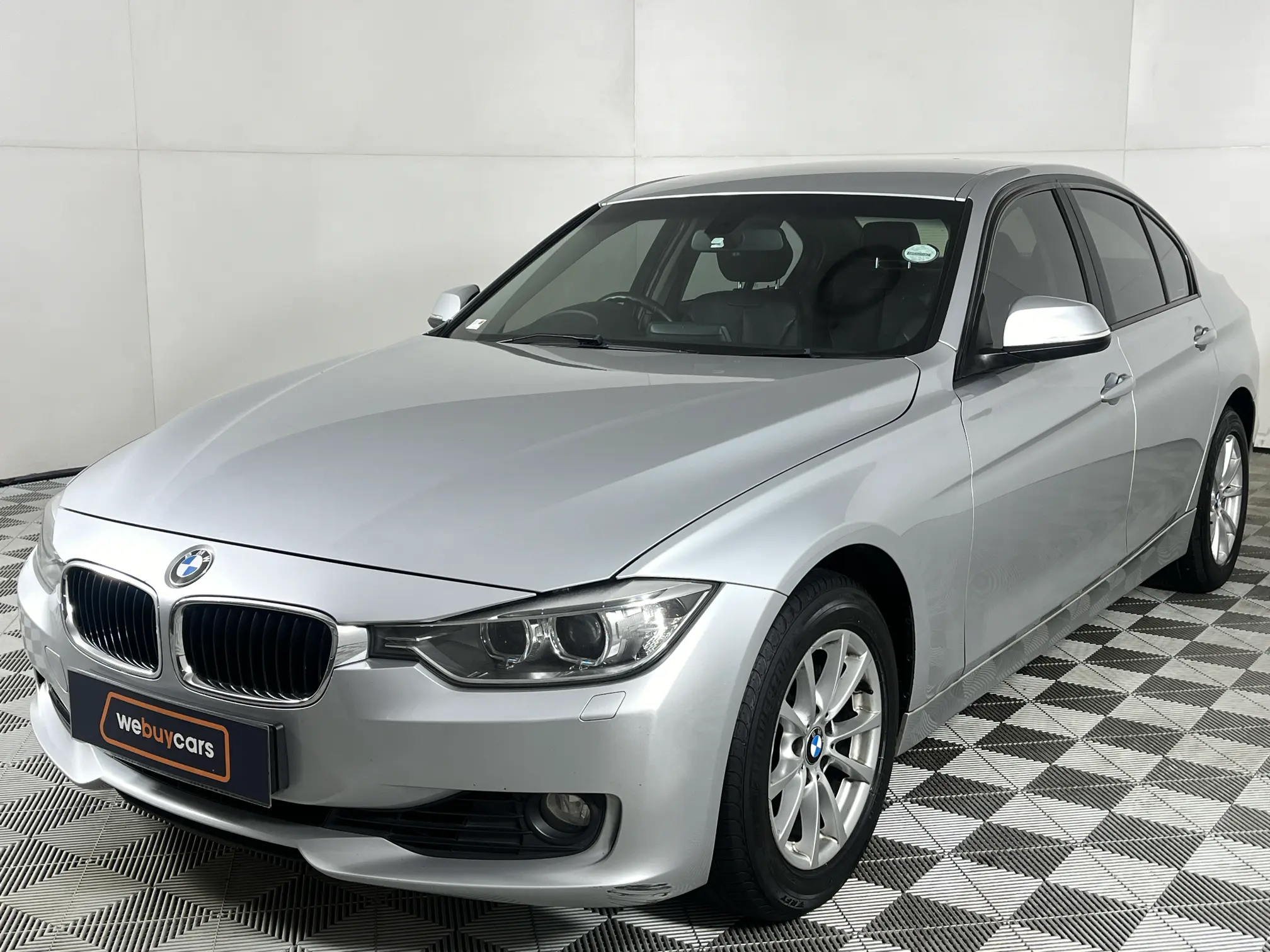 2015 BMW 3 Series 320i Auto (F30)