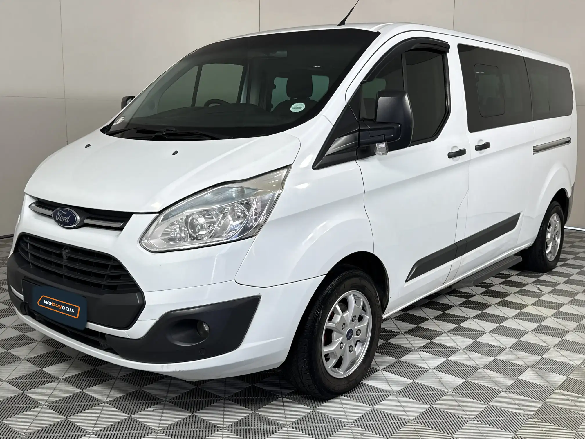 2015 Ford Tourneo