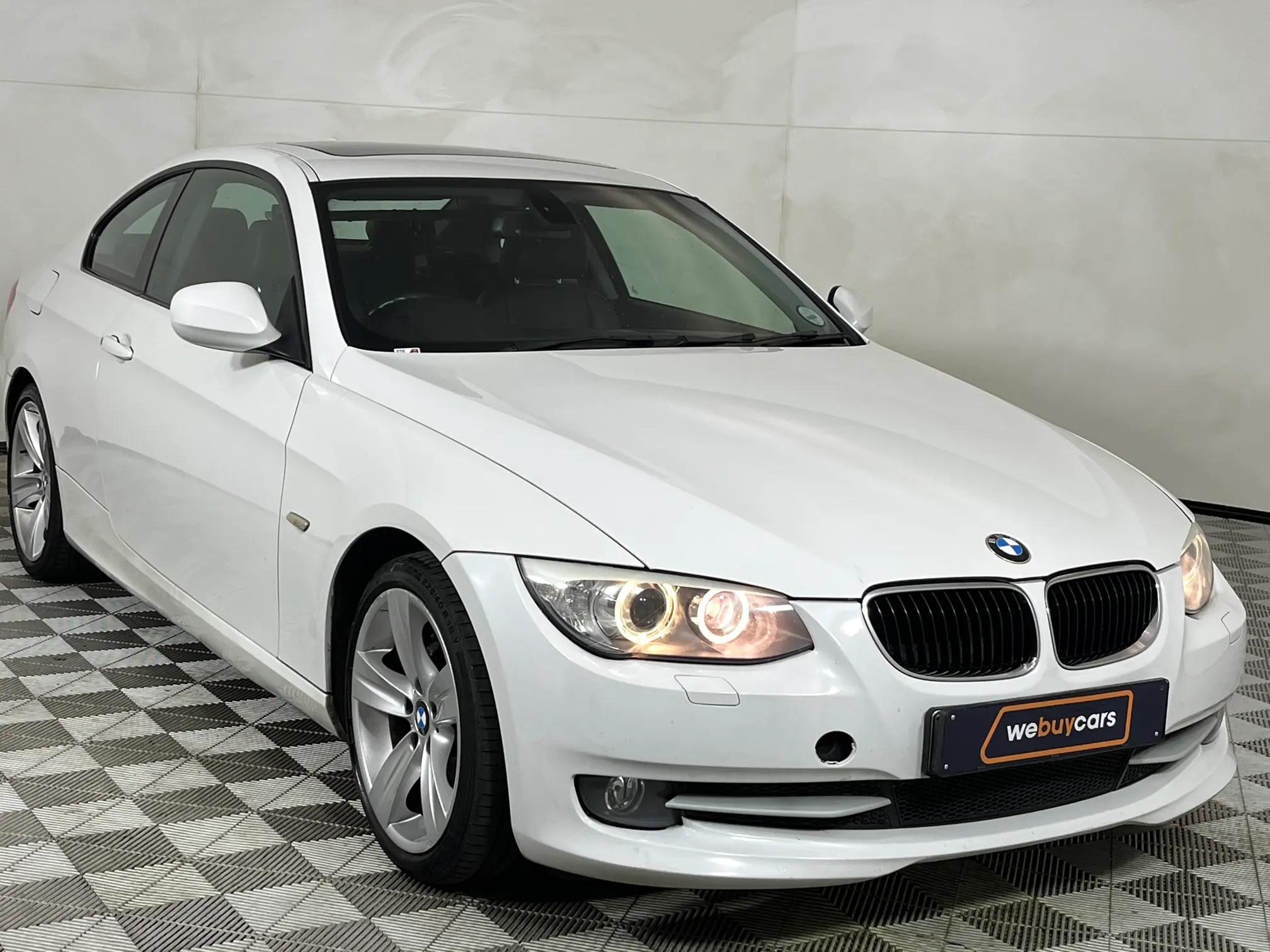 Verwunderlich Bmw 320i Coupe Fotosnull