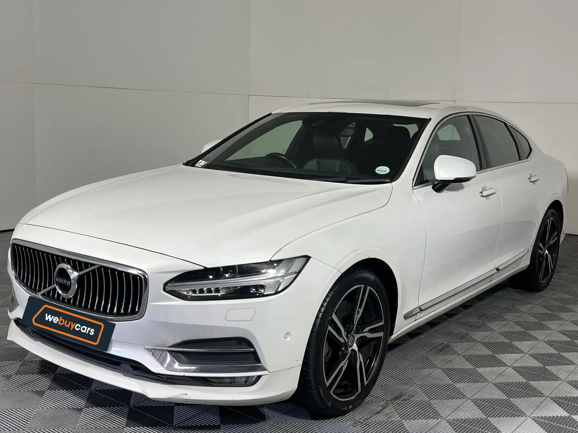 Volvo S90